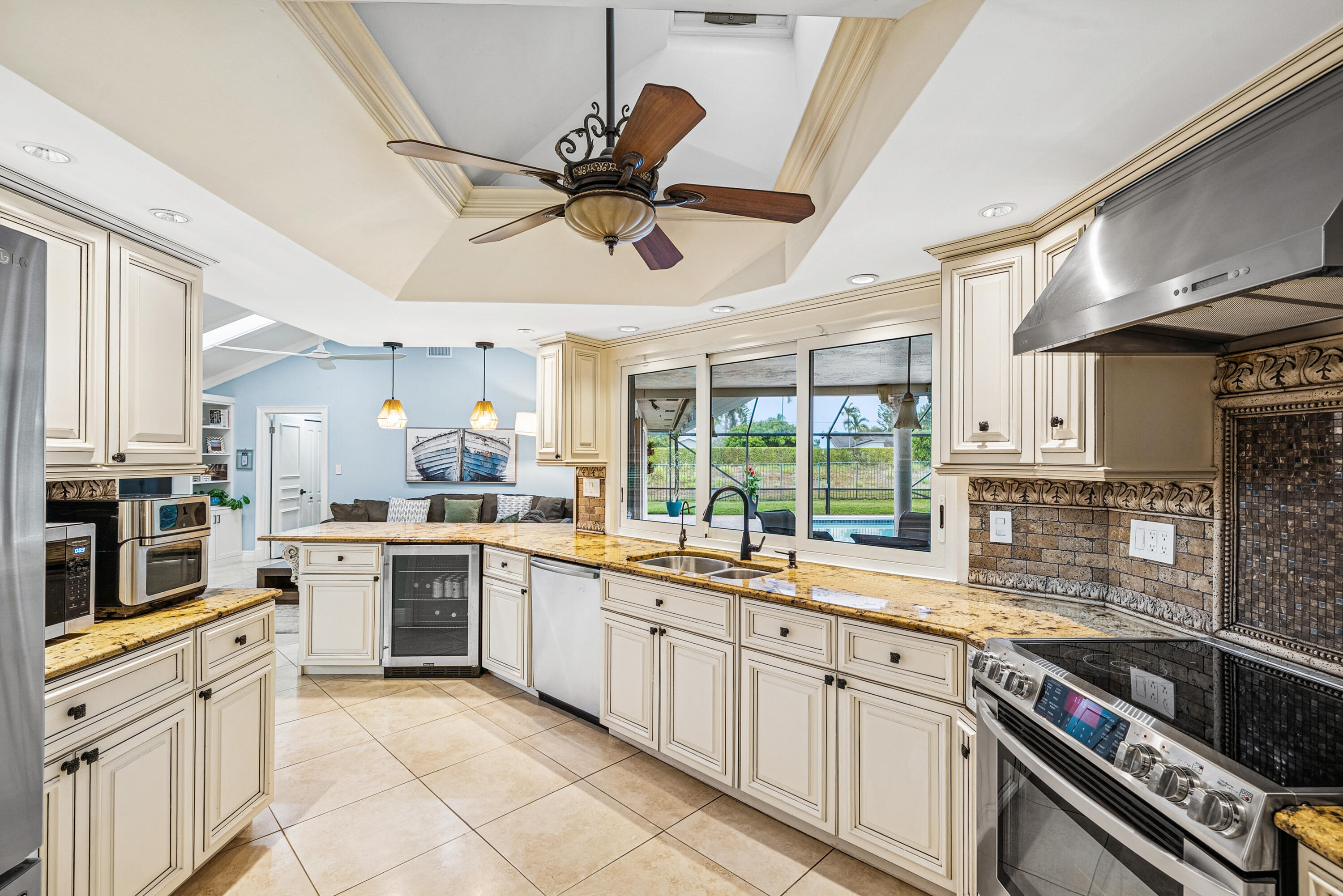 3703 Lowson Boulevard