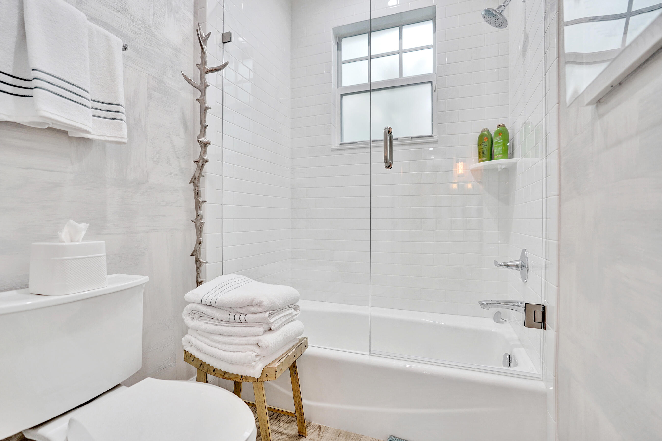 2590 Estates Drive 10