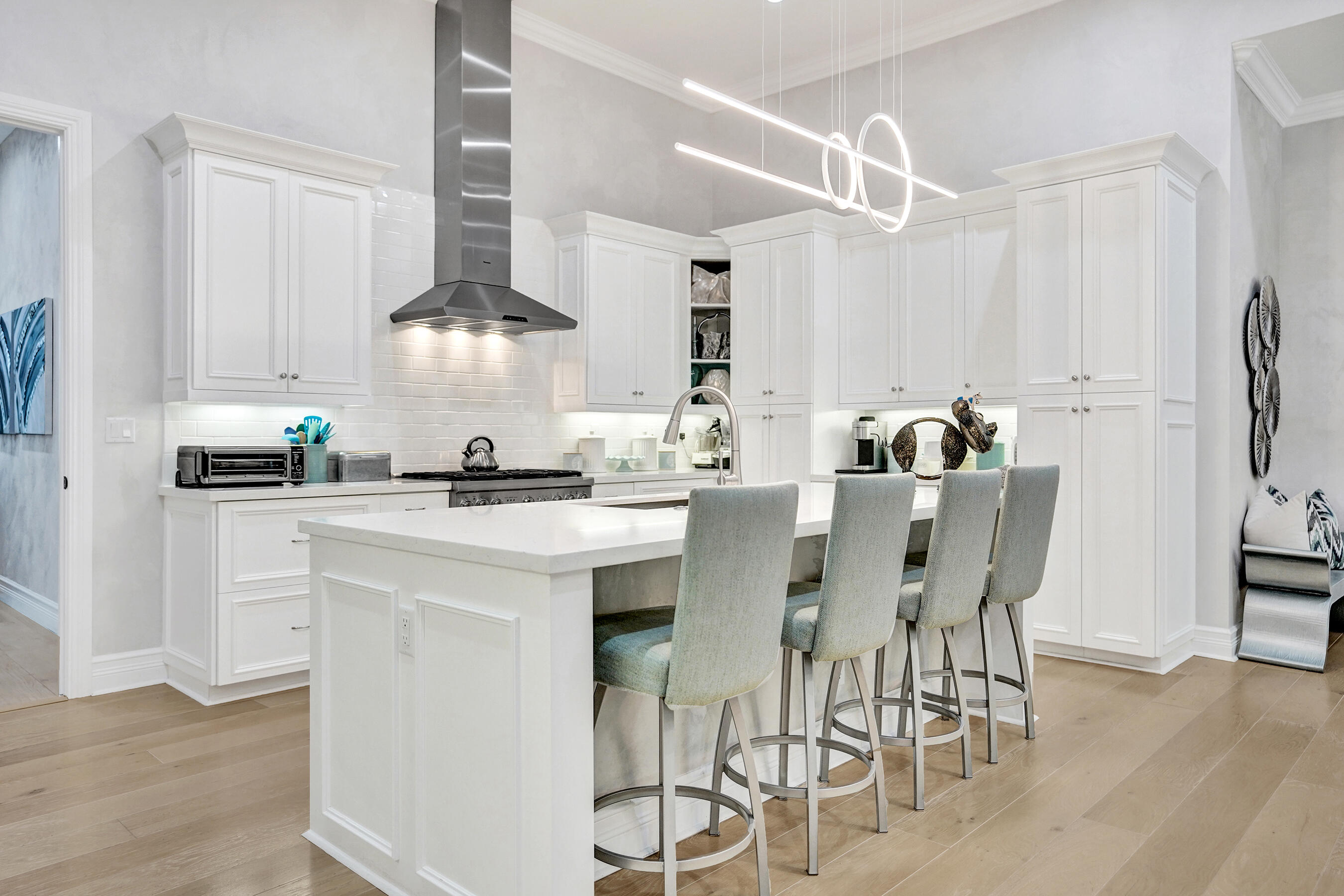 2590 Estates Drive 10