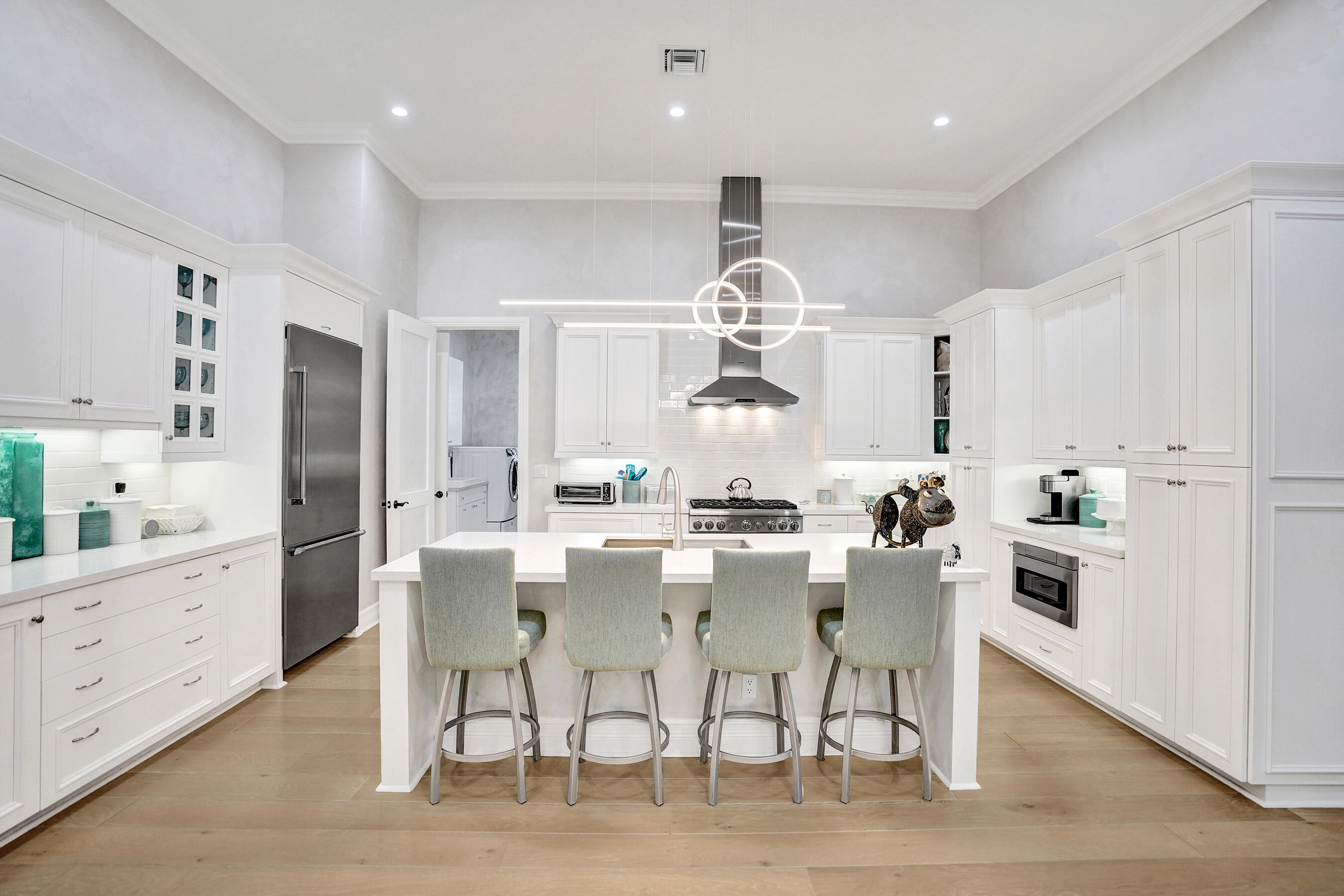 2590 Estates Drive 10