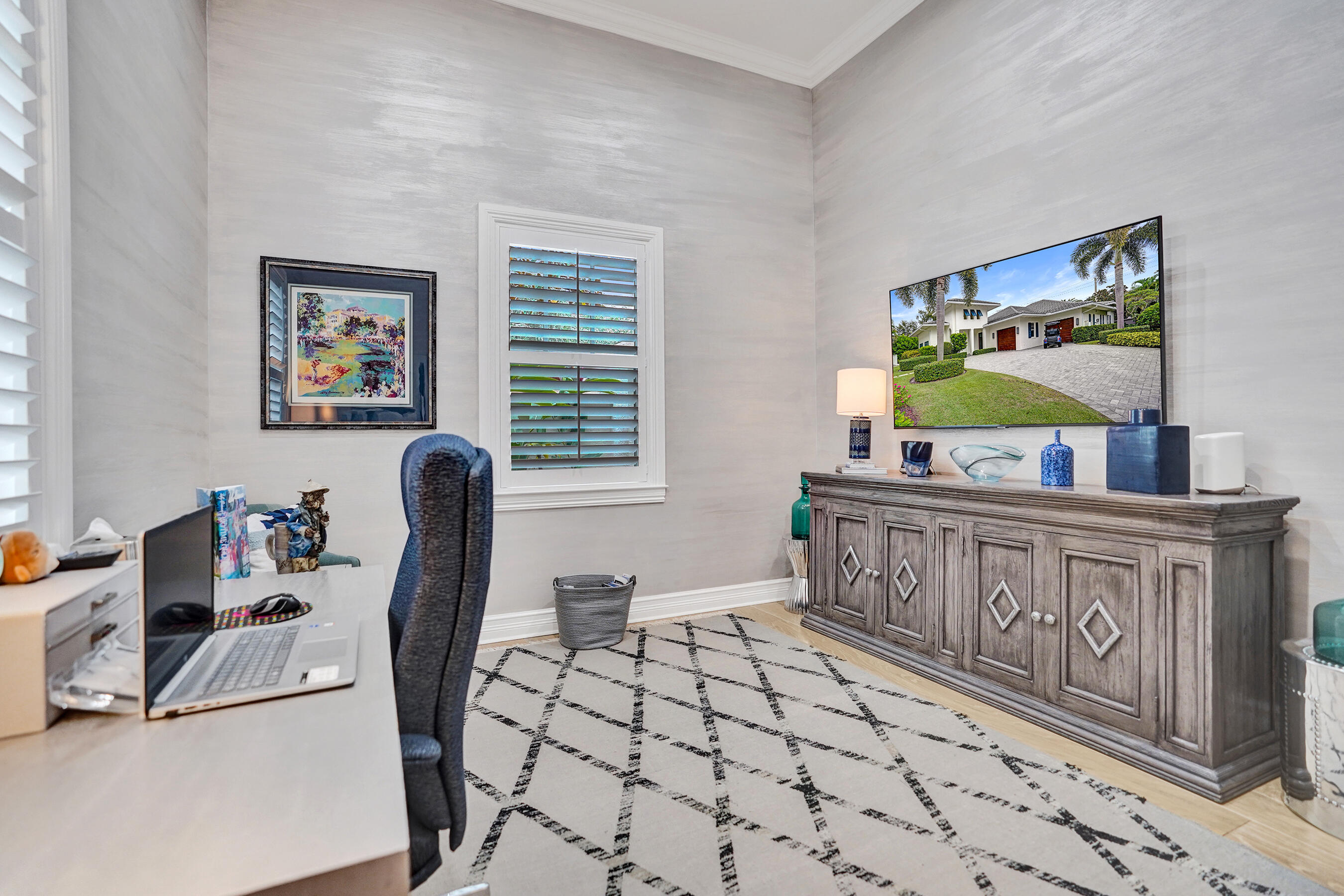 2590 Estates Drive 10