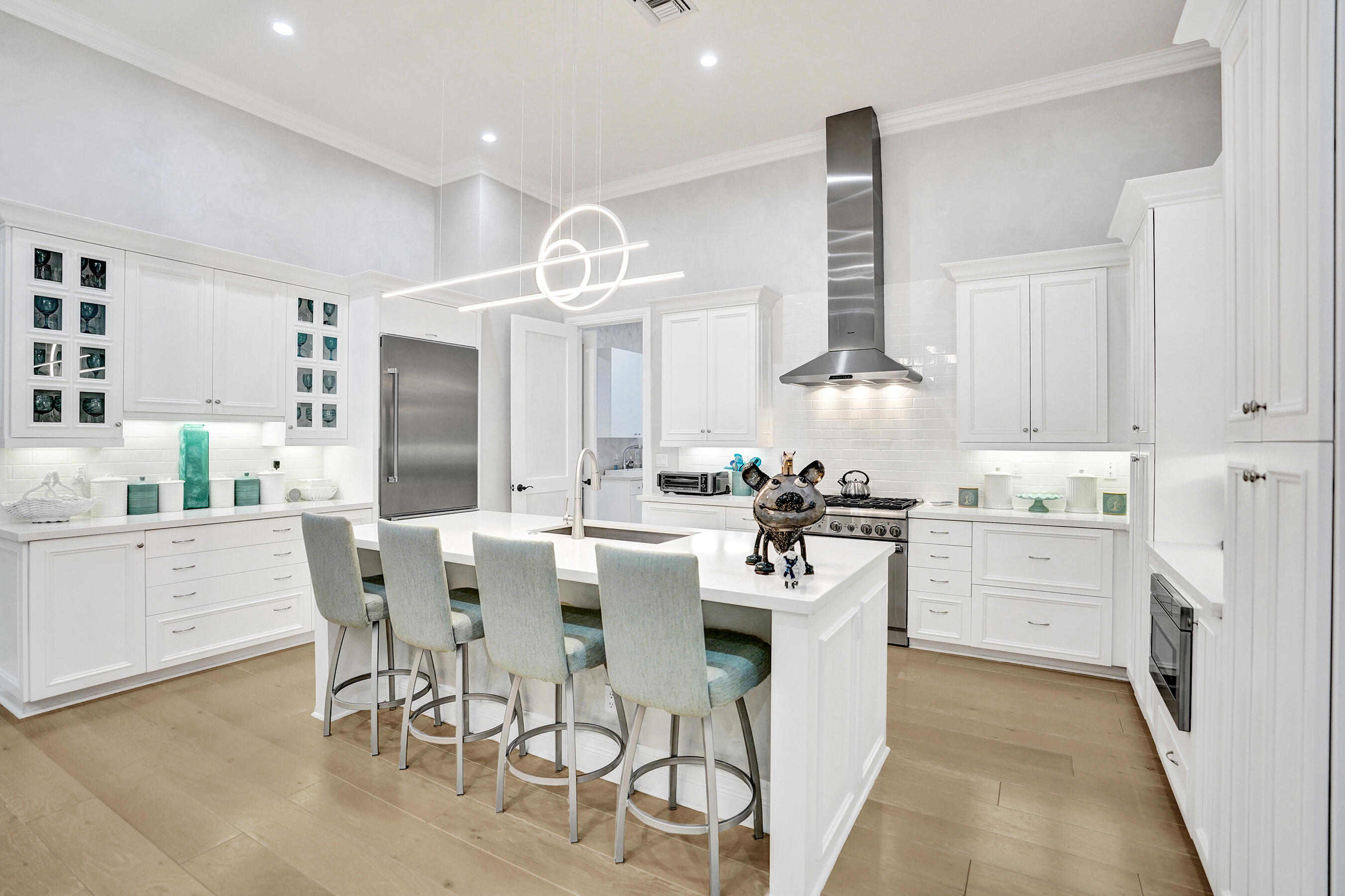 2590 Estates Drive 10