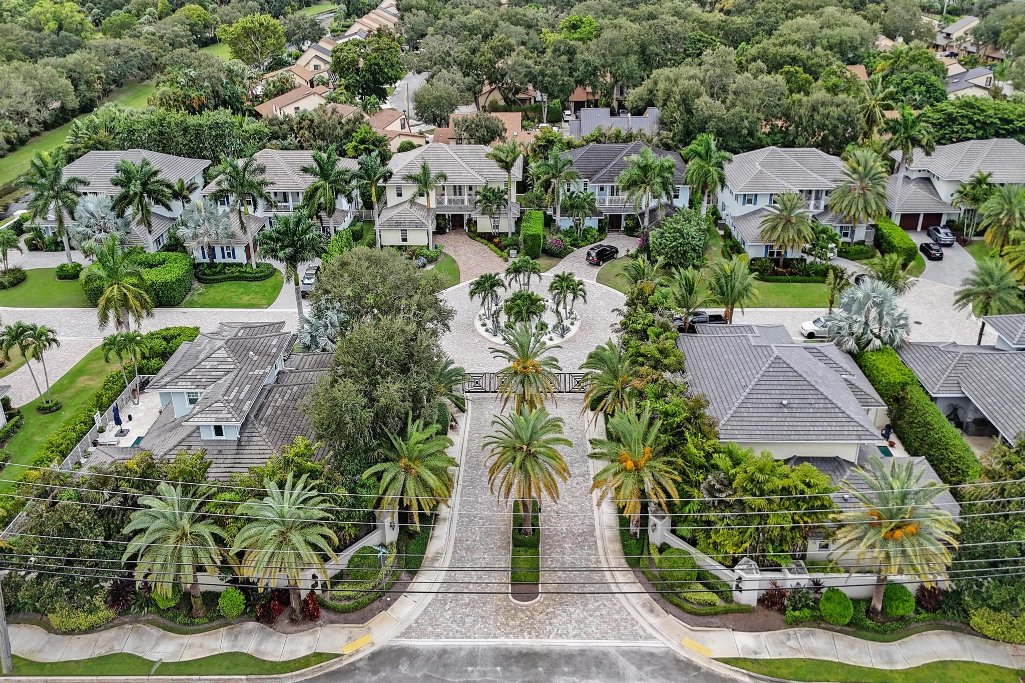 2590 Estates Drive 10