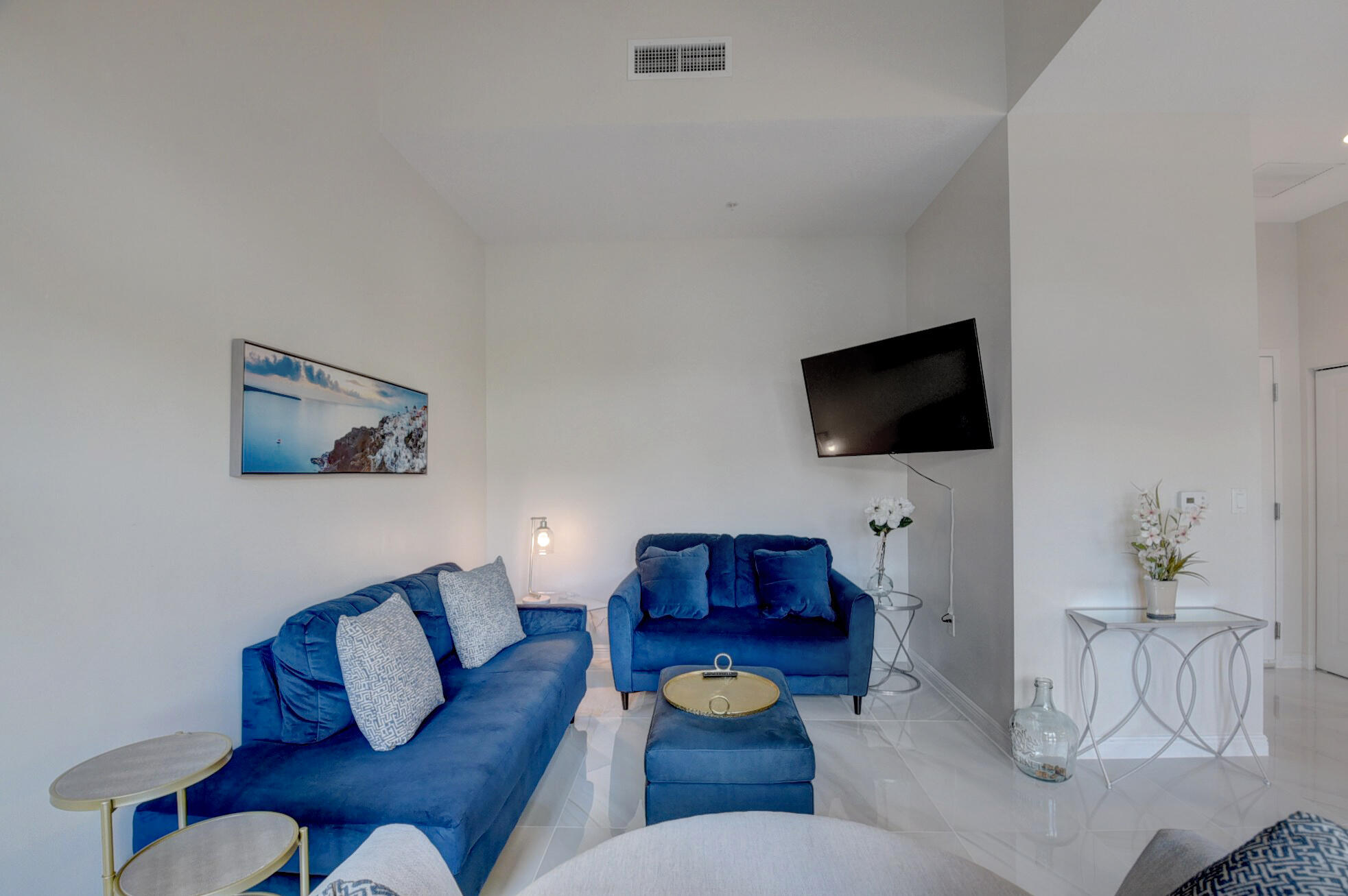 350 N Federal Highway 103