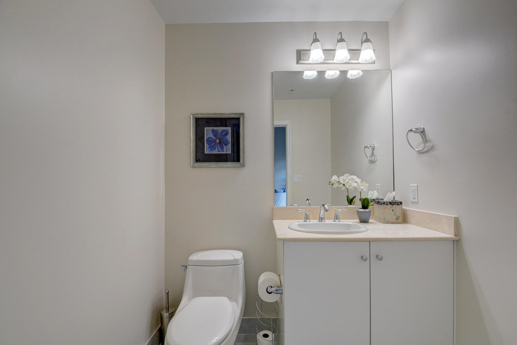 350 N Federal Highway 103