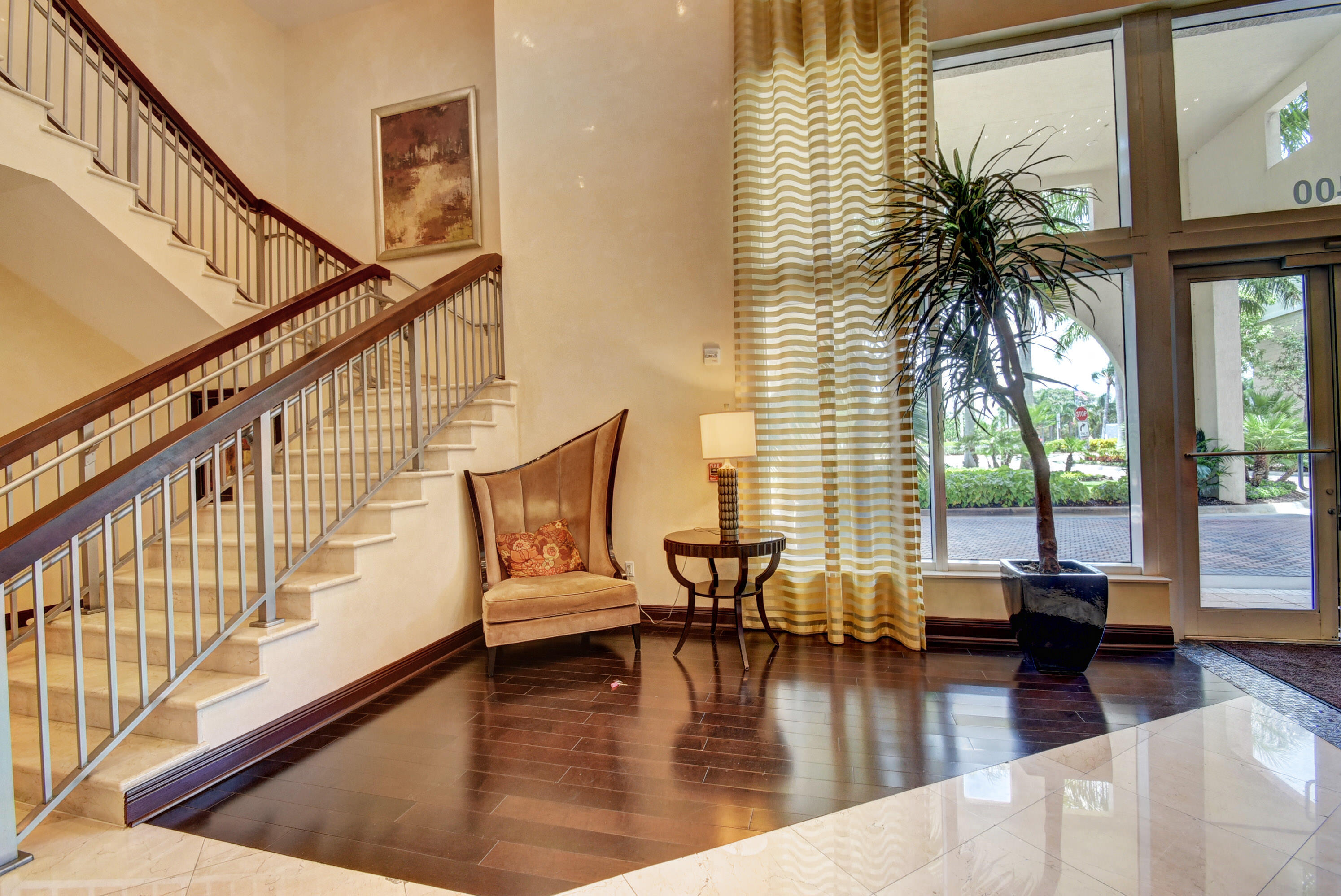 350 N Federal Highway 103