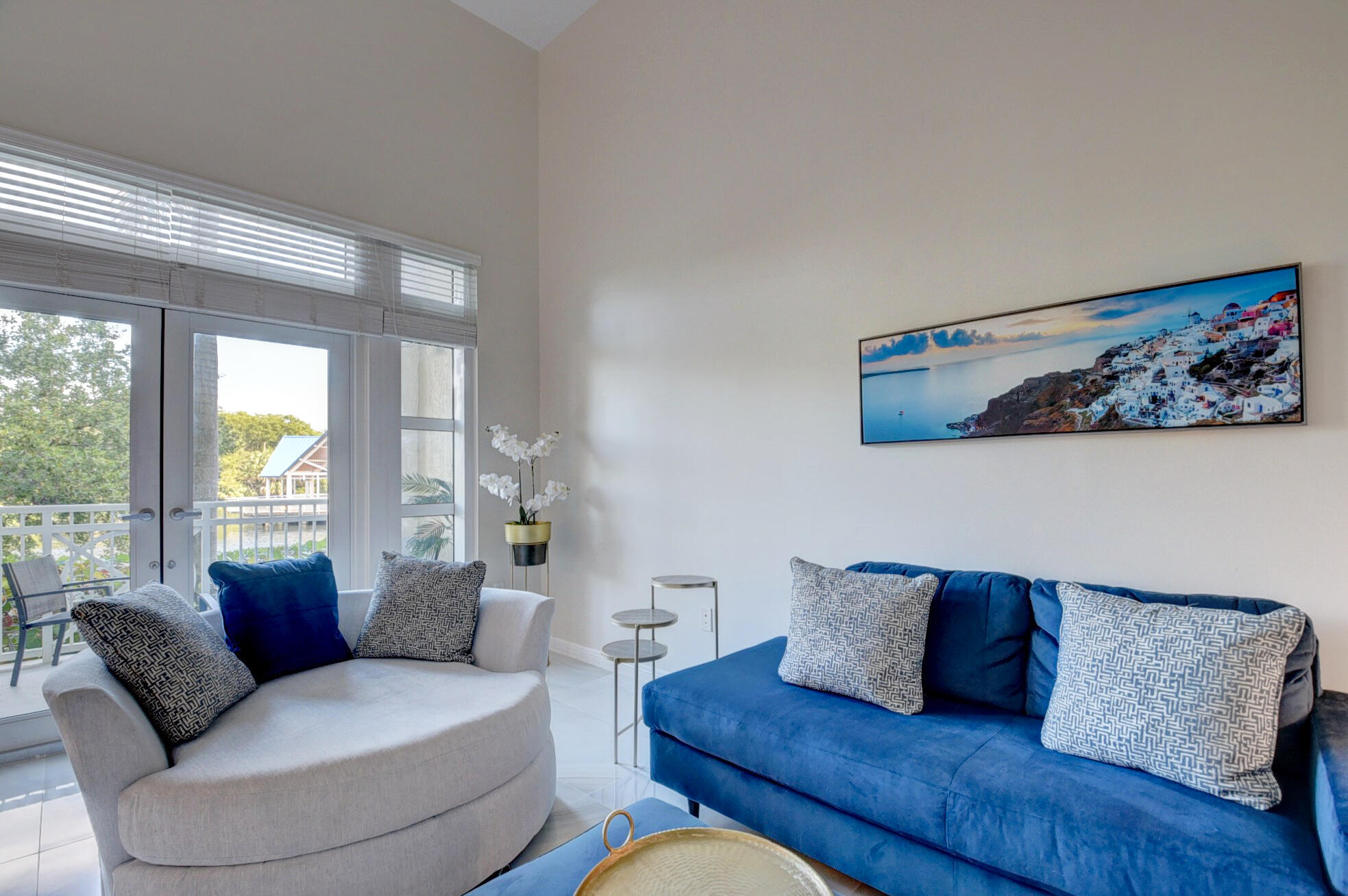 350 N Federal Highway 103