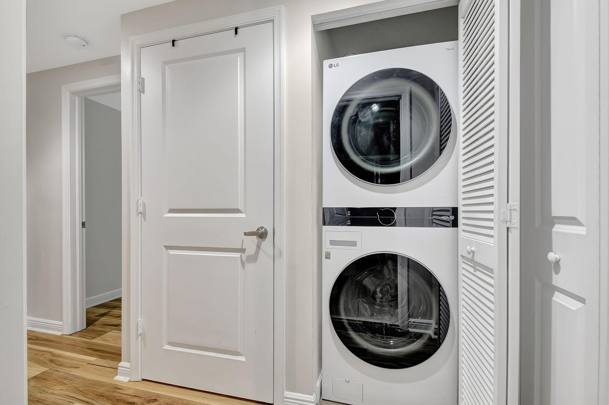 350 N Federal Highway 103