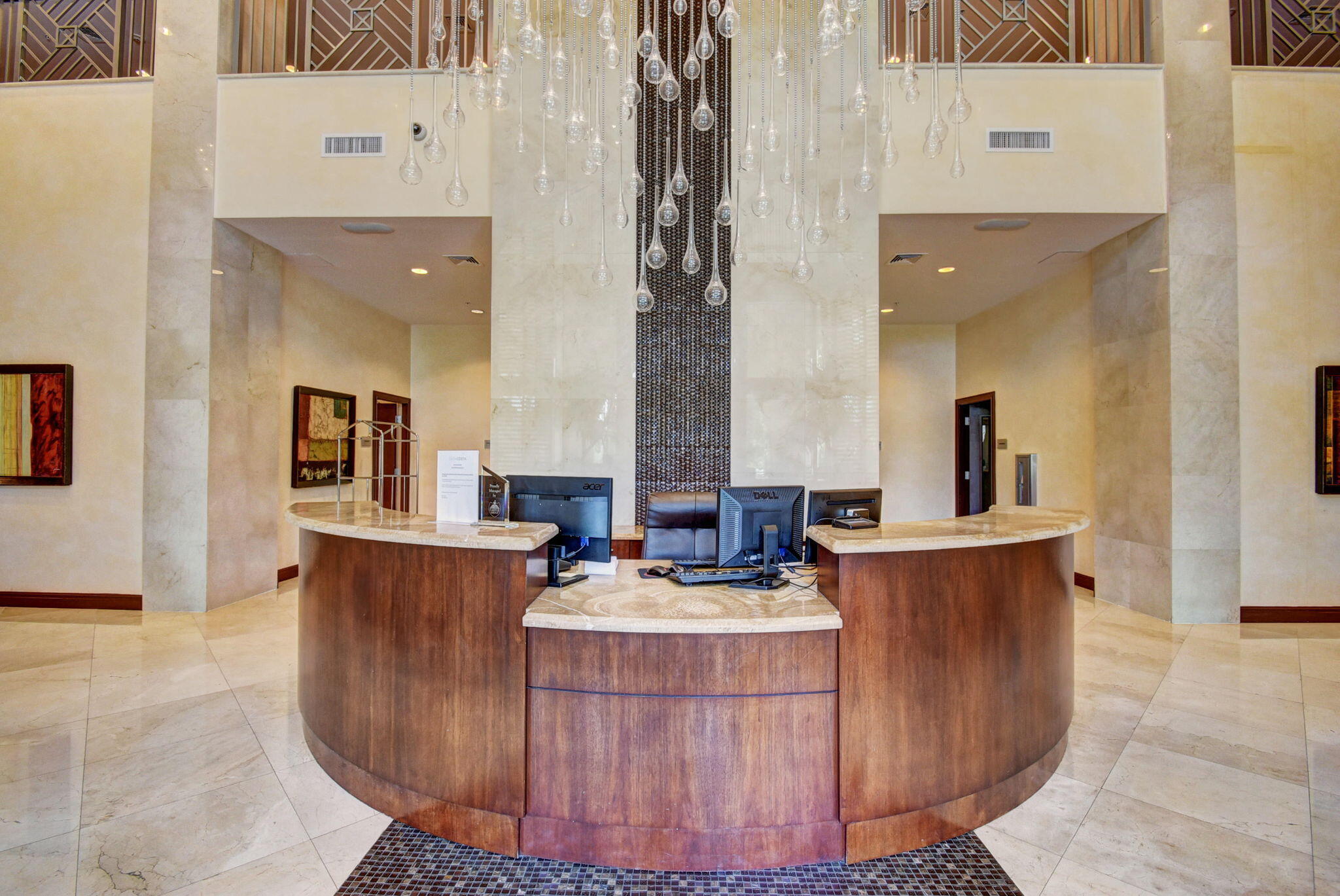 350 N Federal Highway 103