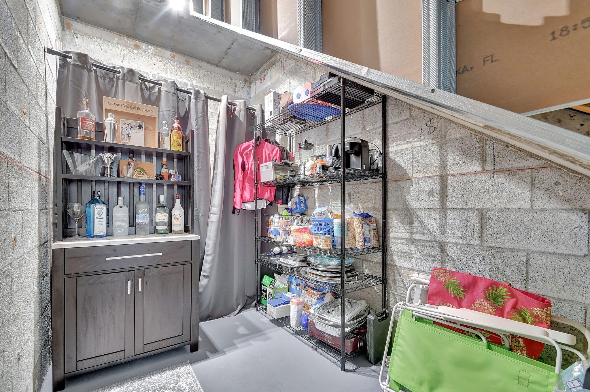 350 N Federal Highway 103