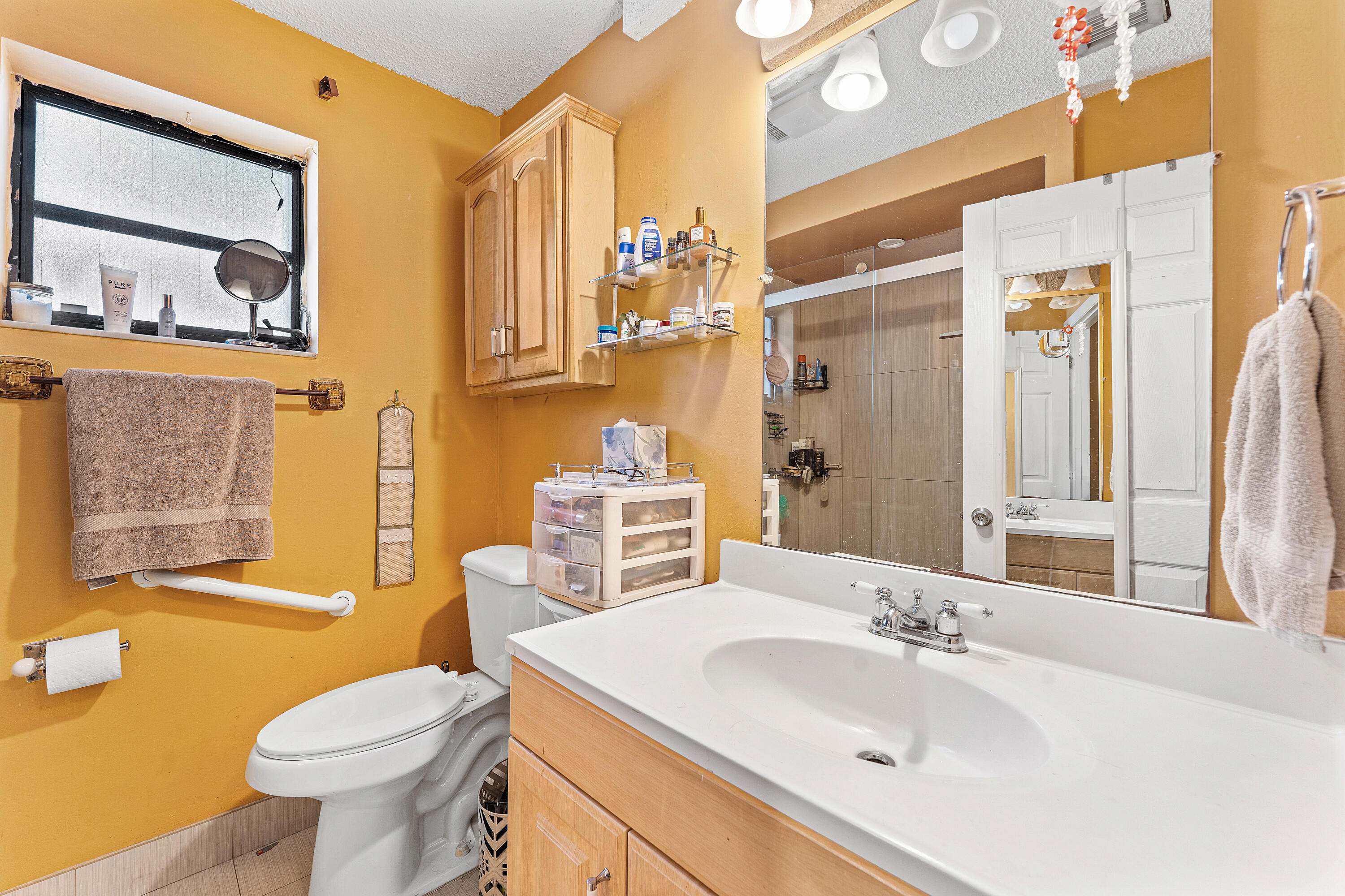 3680 NE 15th Terrace