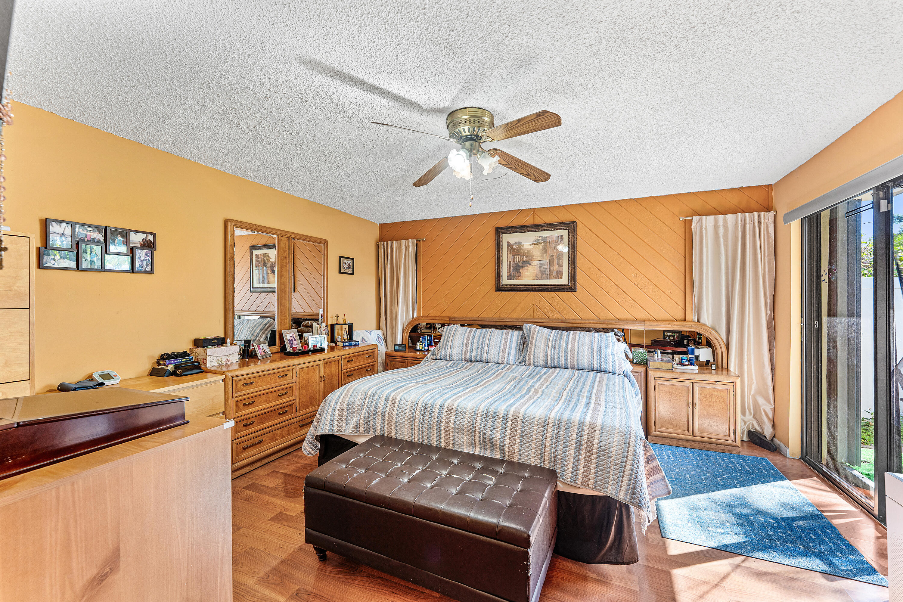 3680 NE 15th Terrace