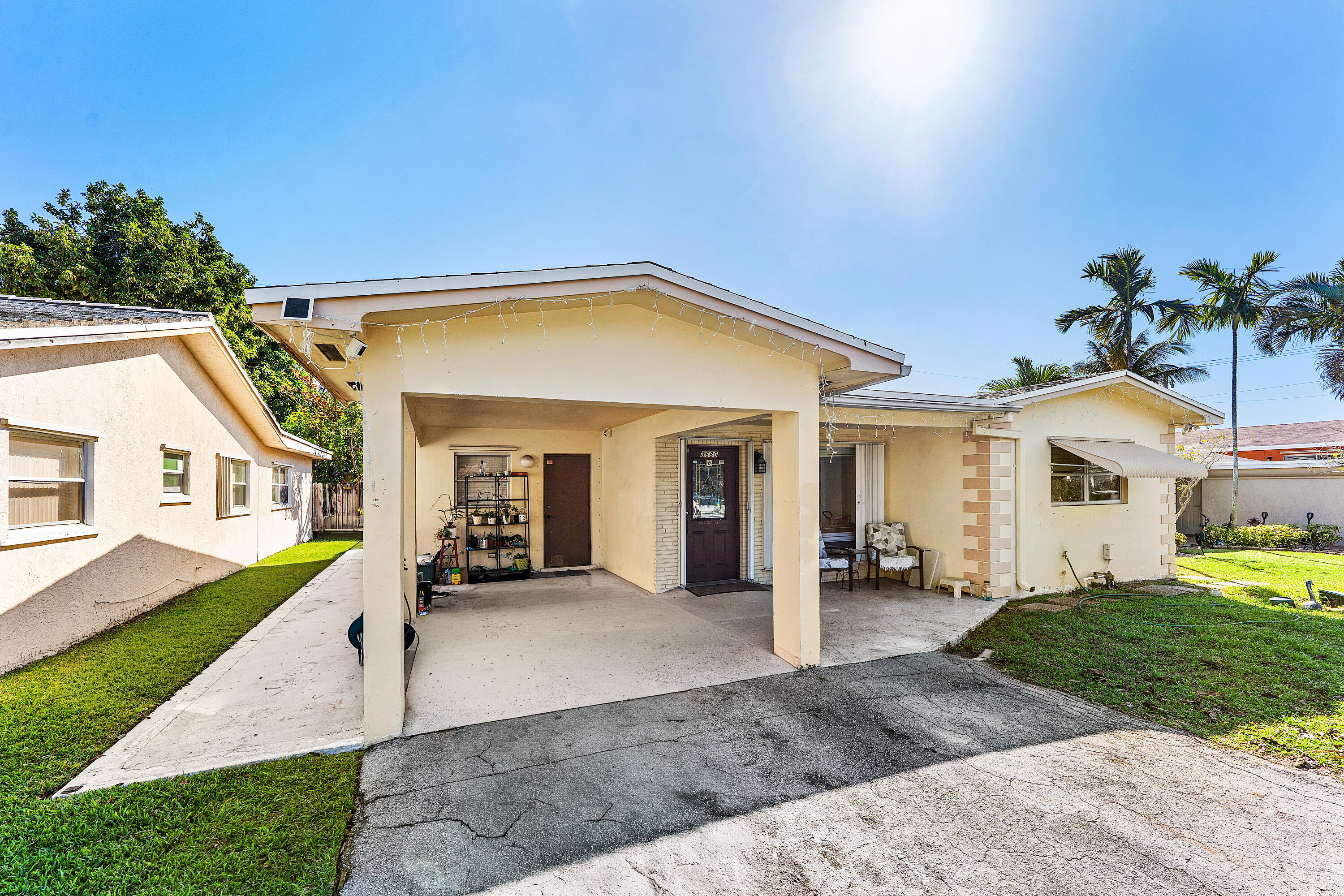 3680 NE 15th Terrace