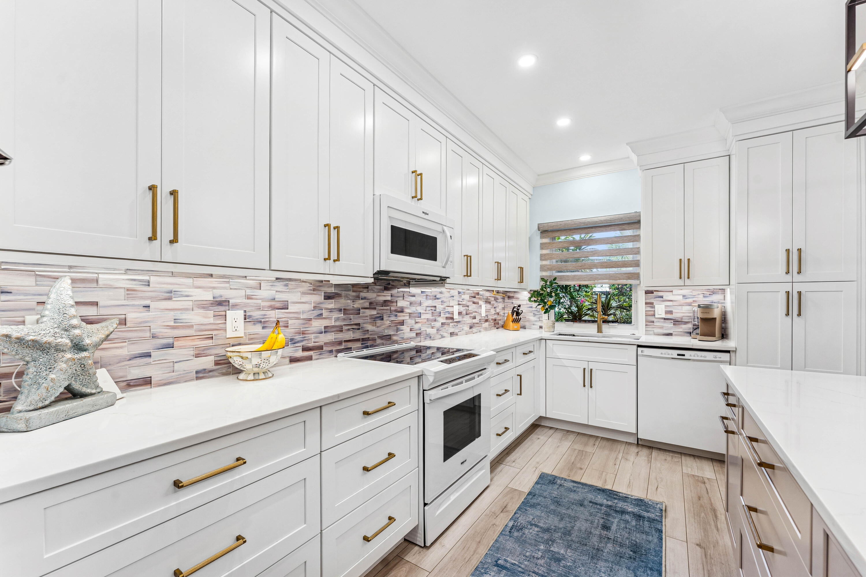 1278 George Bush Boulevard