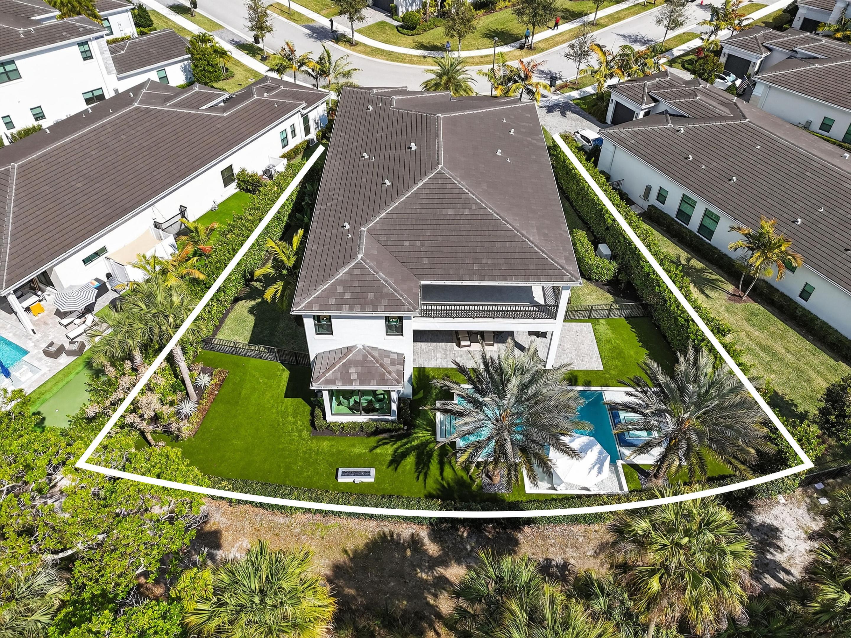 13590 Artisan Circle
