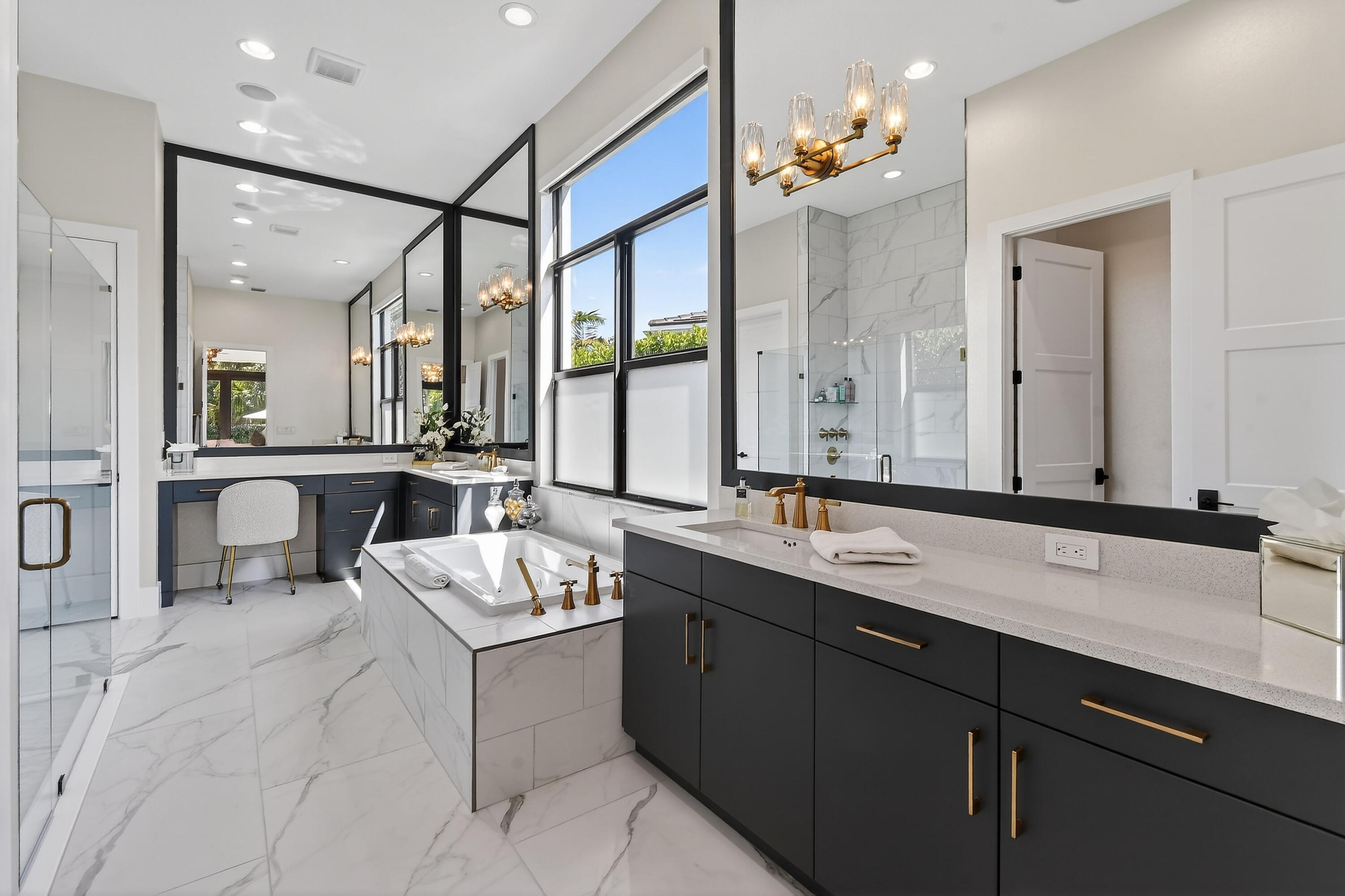 13590 Artisan Circle