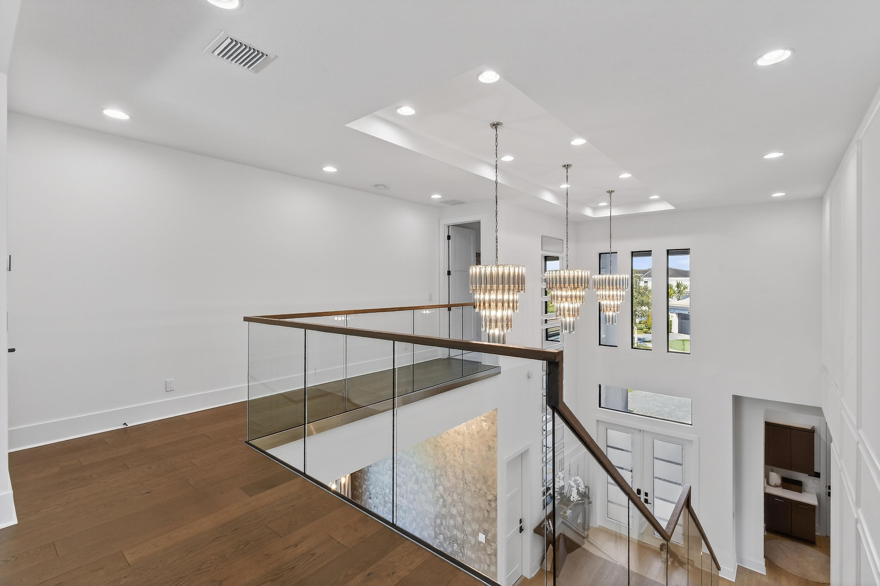 13590 Artisan Circle