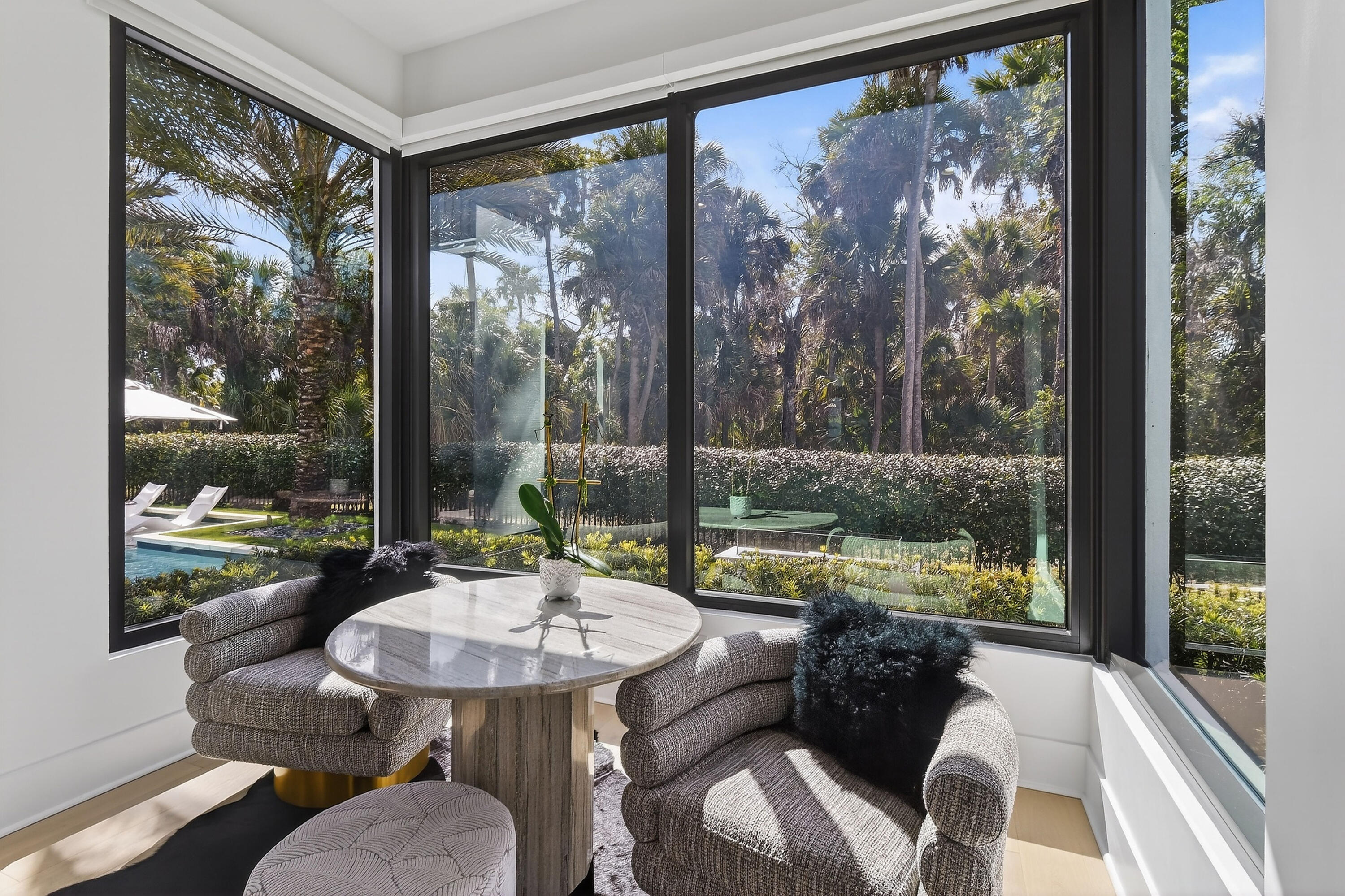13590 Artisan Circle
