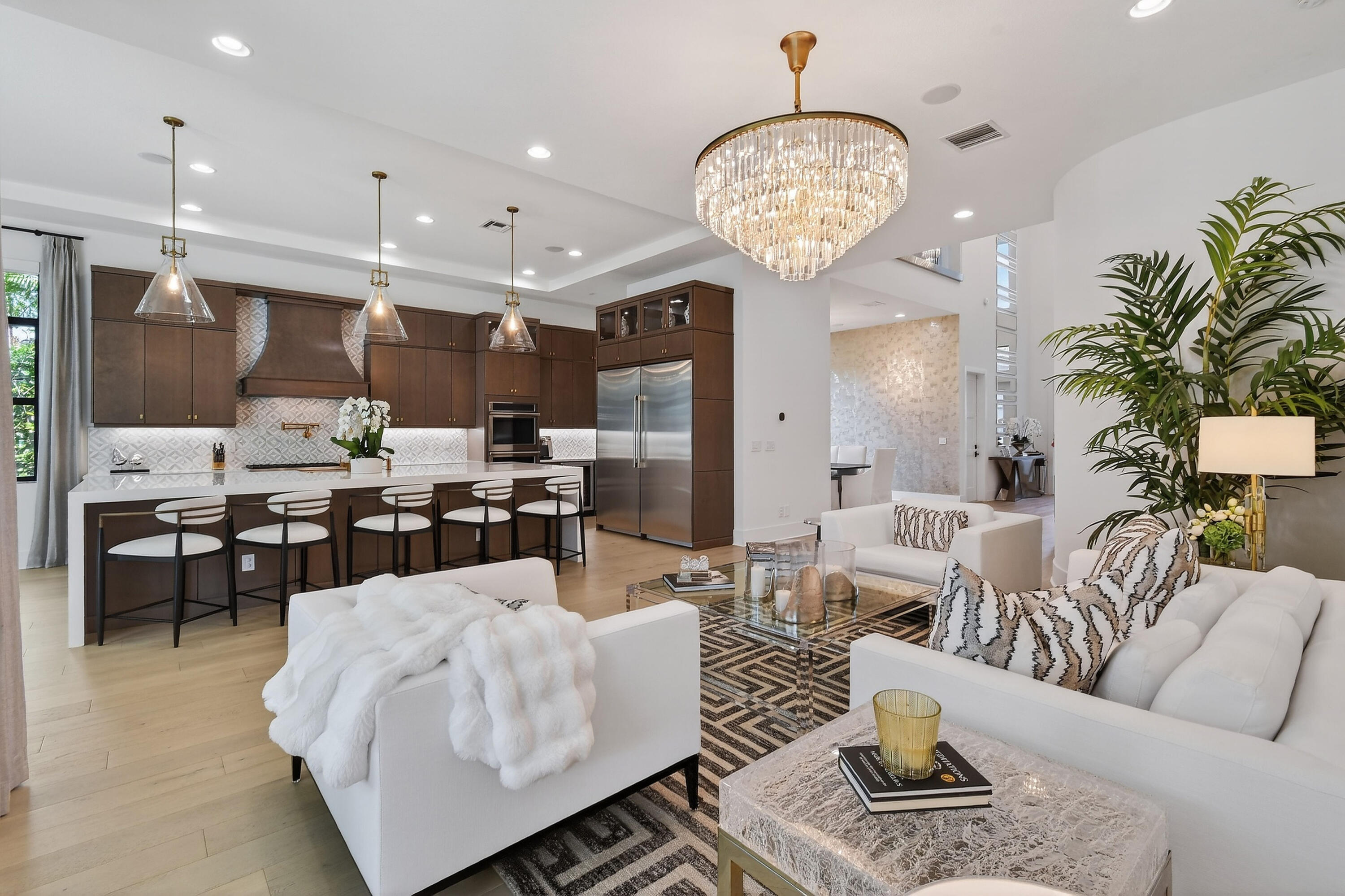 13590 Artisan Circle