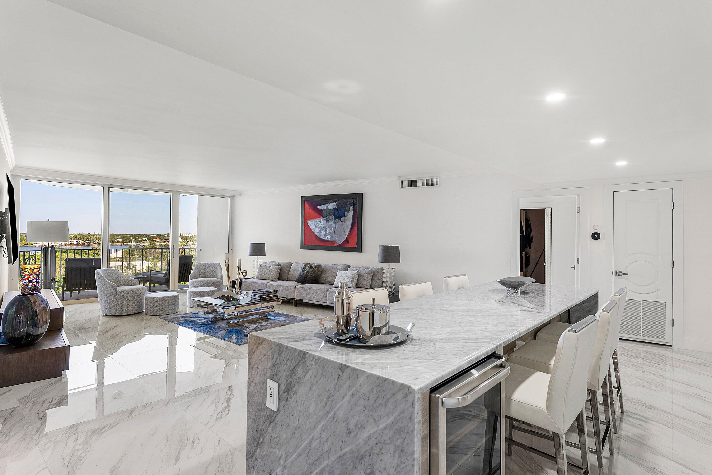 2295 S Ocean Boulevard 714