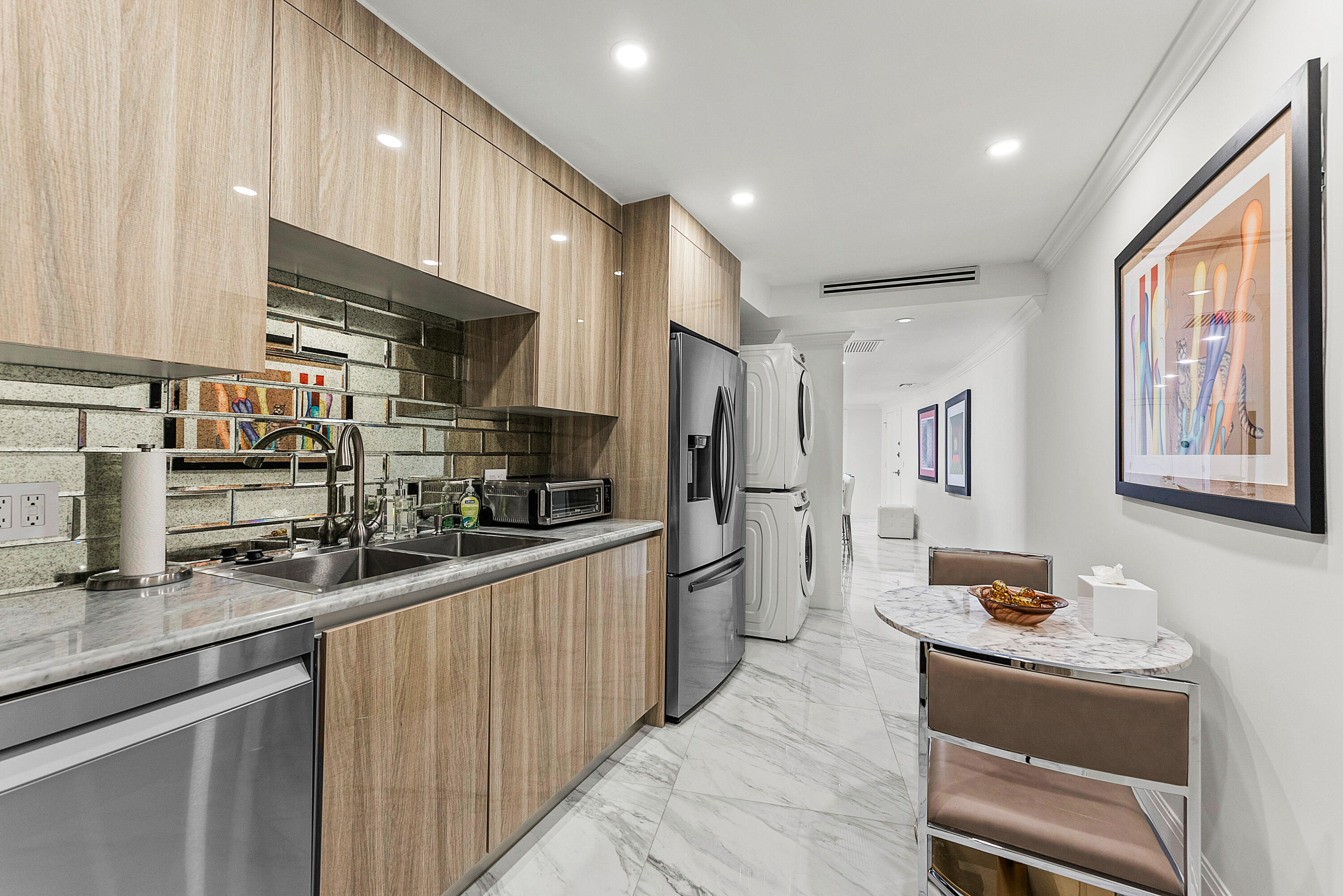 2295 S Ocean Boulevard 714