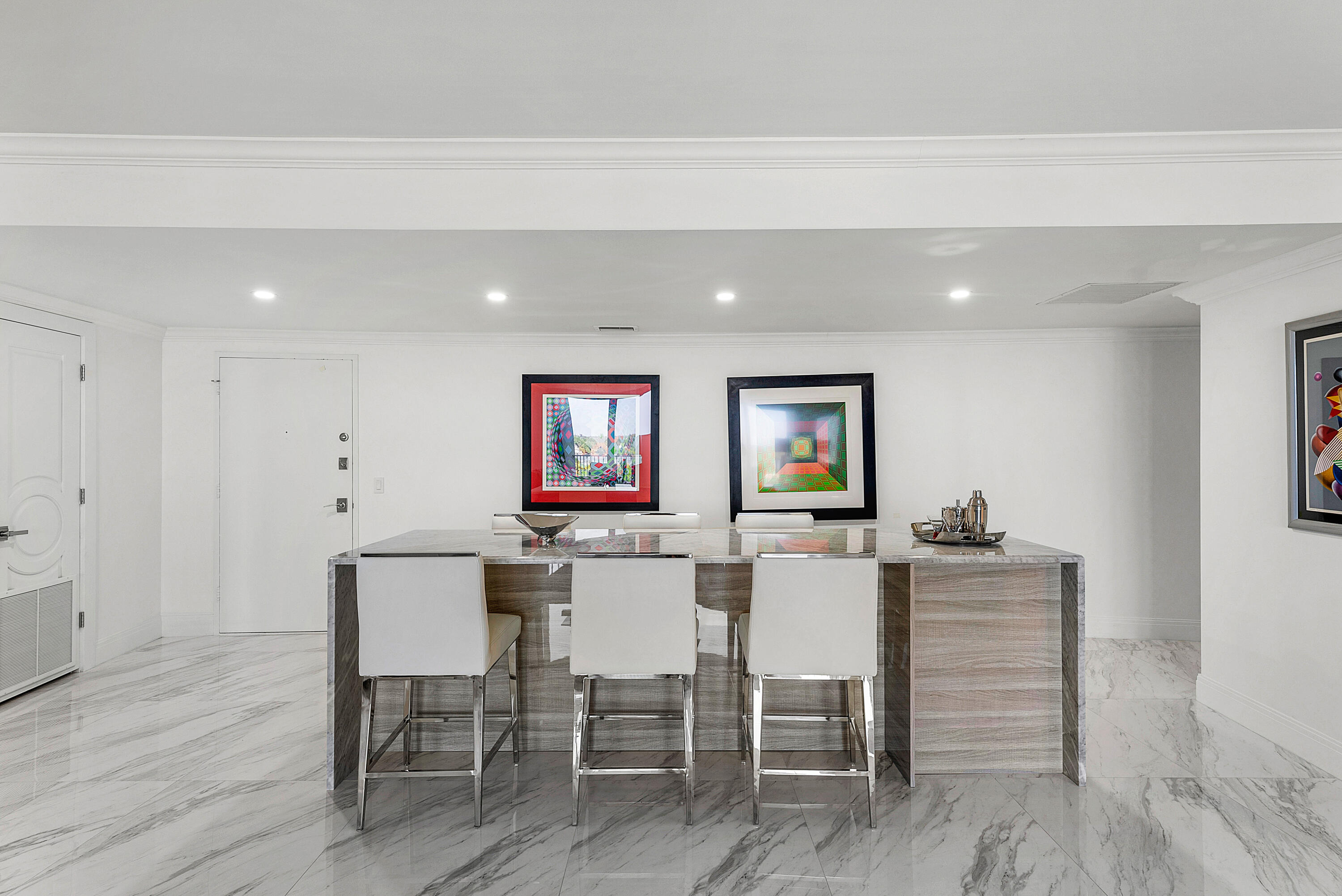2295 S Ocean Boulevard 714