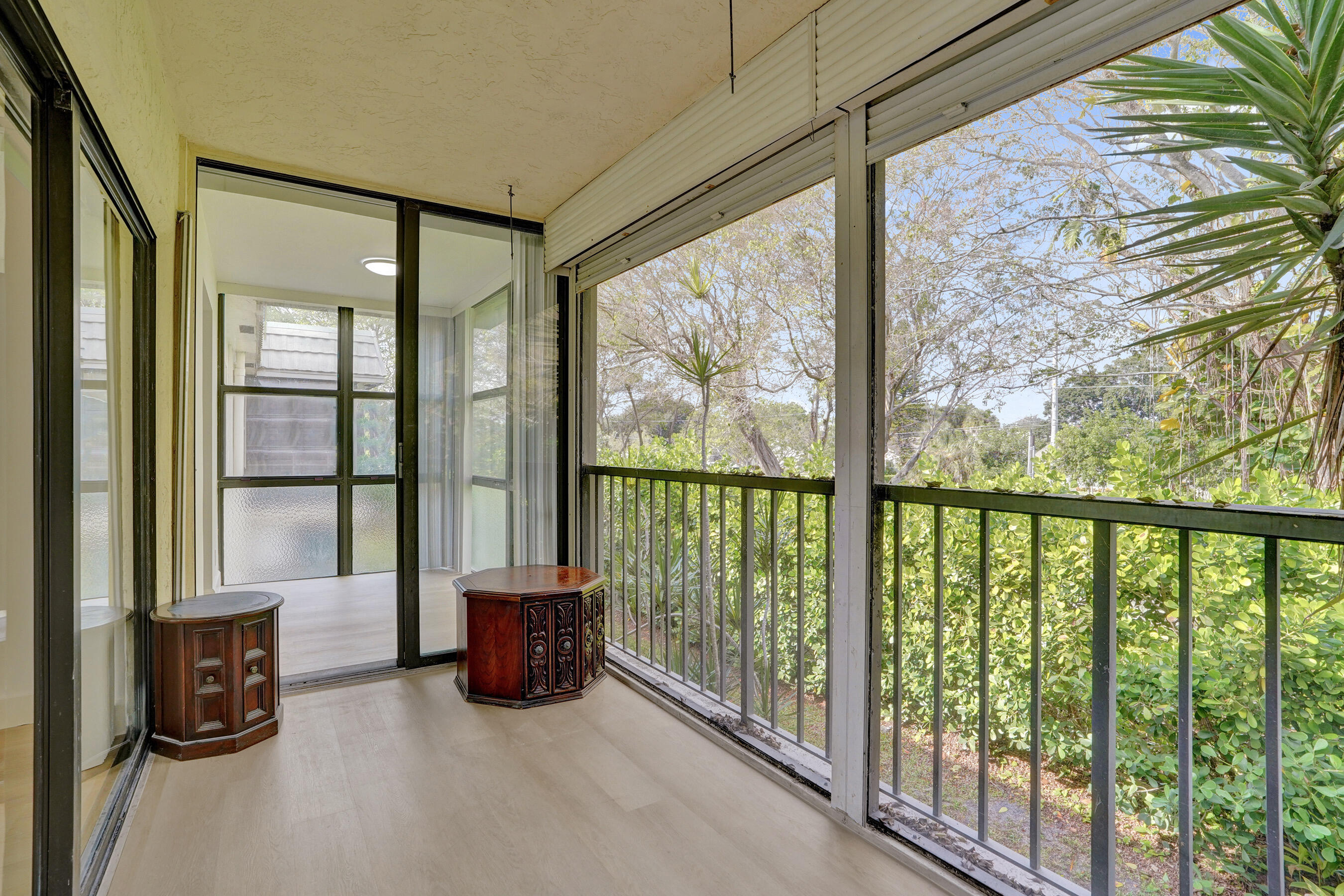 1040 Homewood Boulevard L202