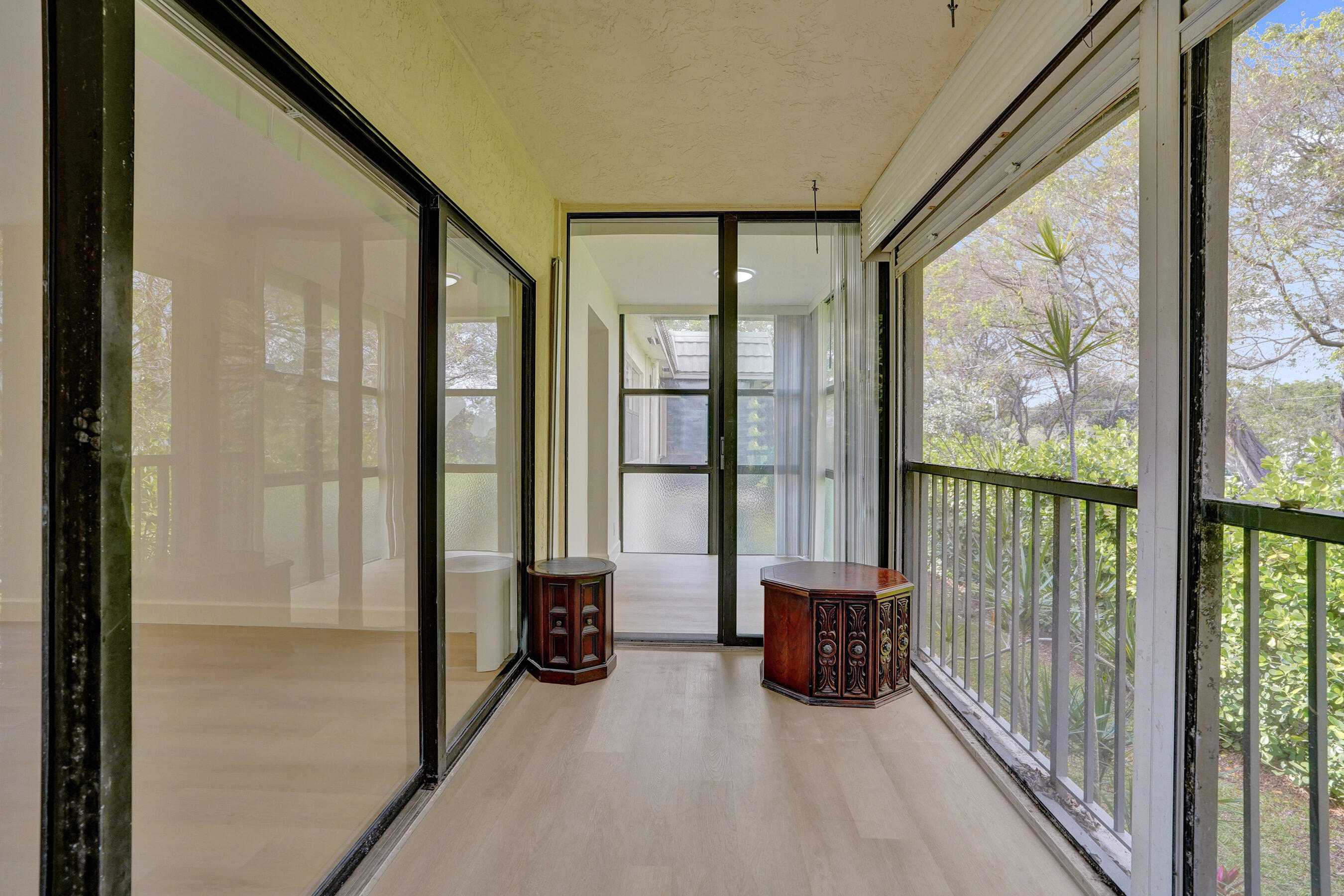 1040 Homewood Boulevard L202