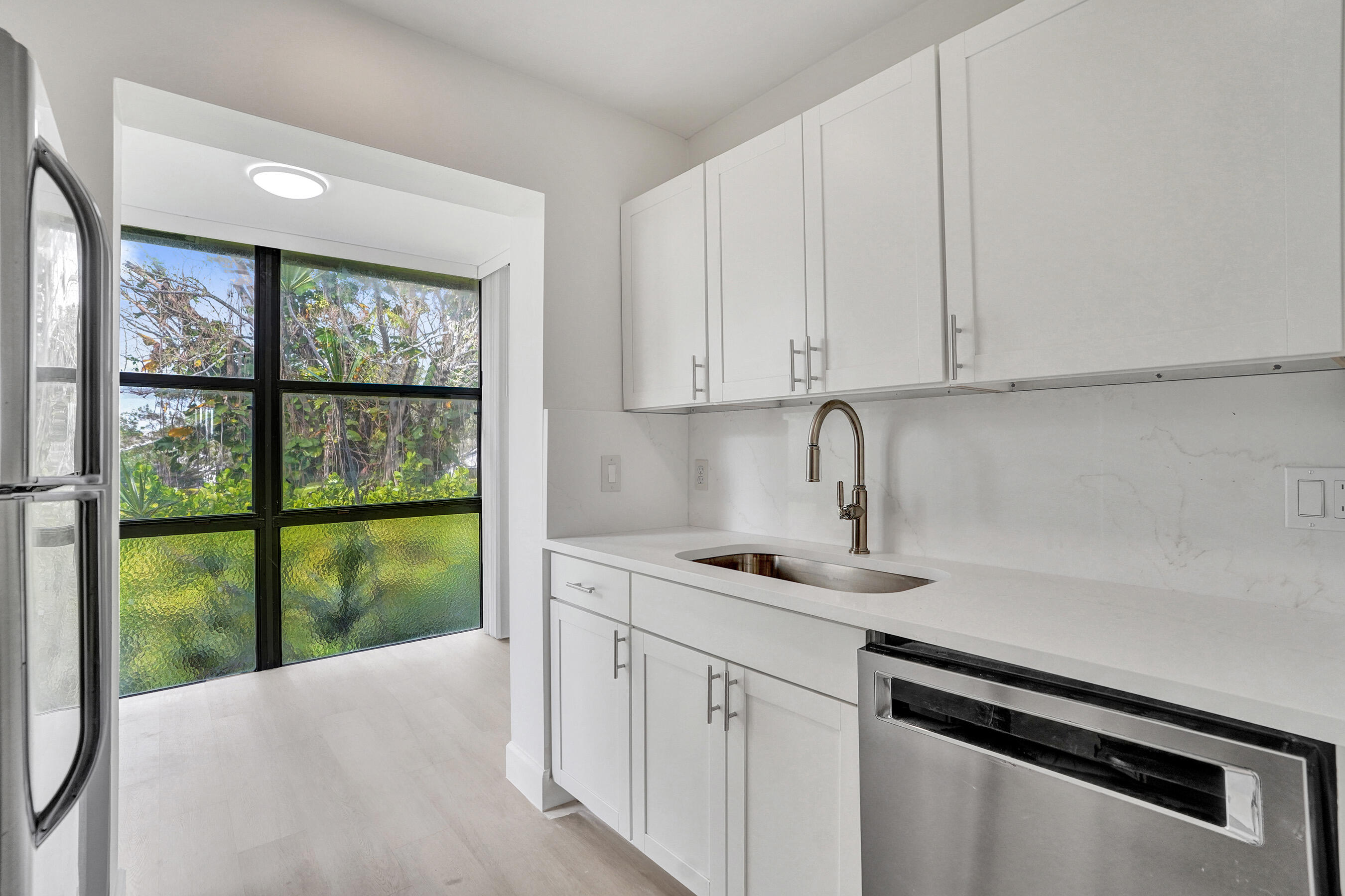 1040 Homewood Boulevard L202