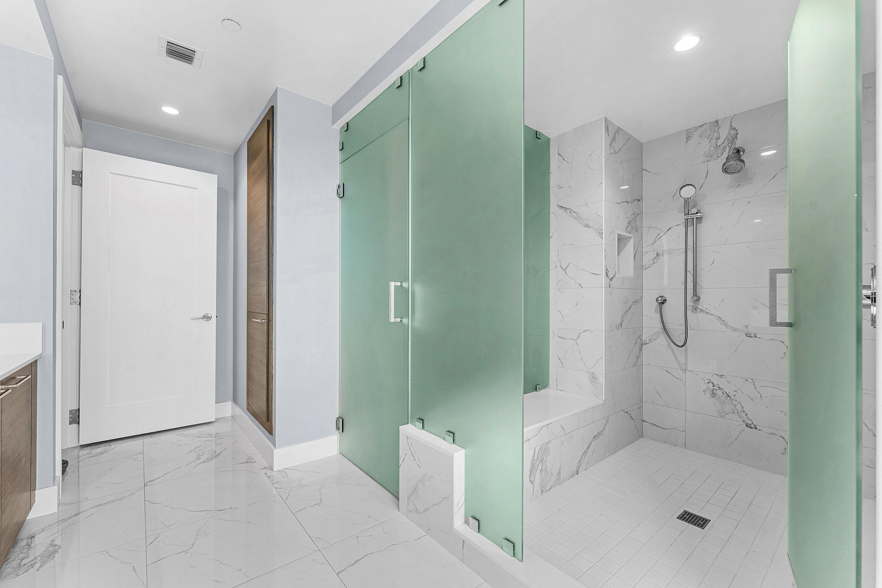 100 E Las Olas Boulevard 3001