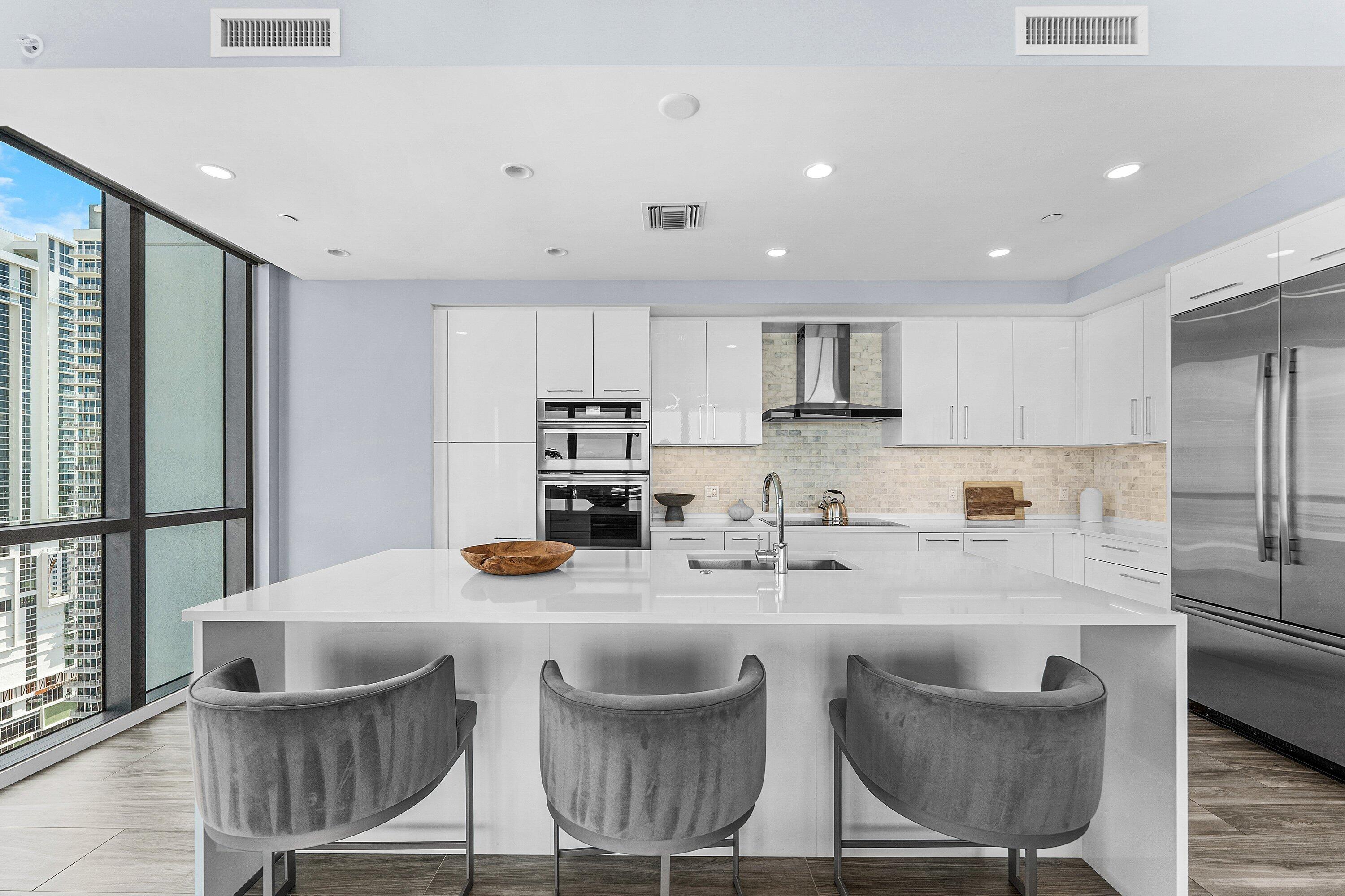 100 E Las Olas Boulevard 3001