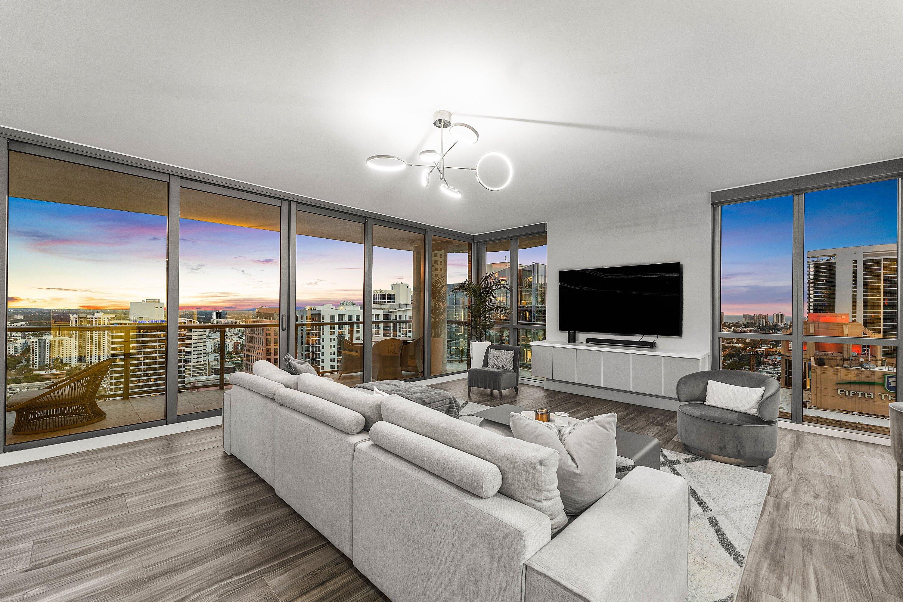 100 E Las Olas Boulevard 3001