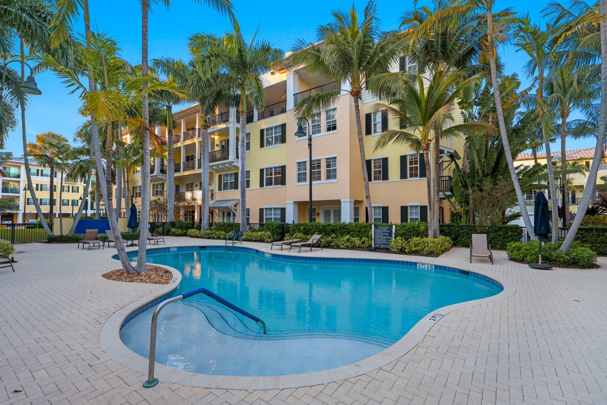 226 N Latitude Circle 203