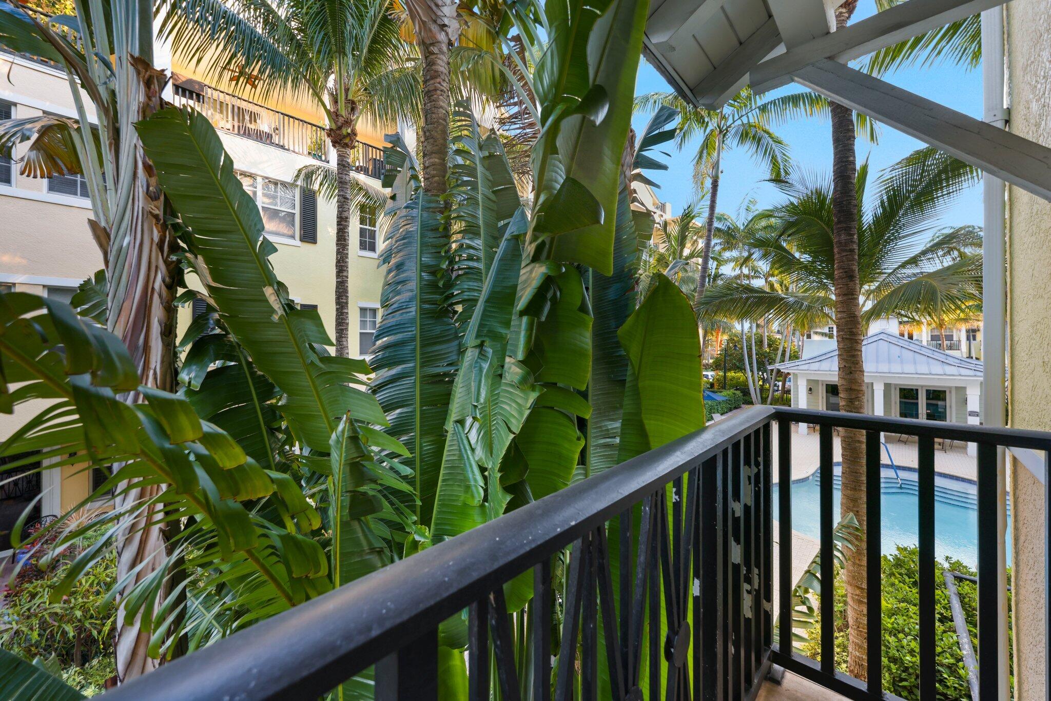 226 N Latitude Circle 203