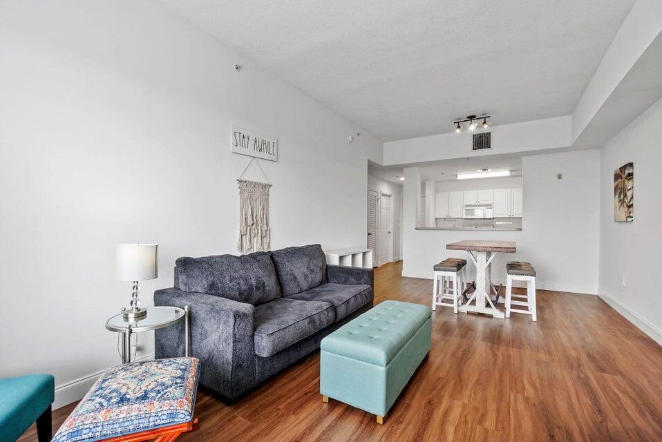 1200 Town Center Drive 401