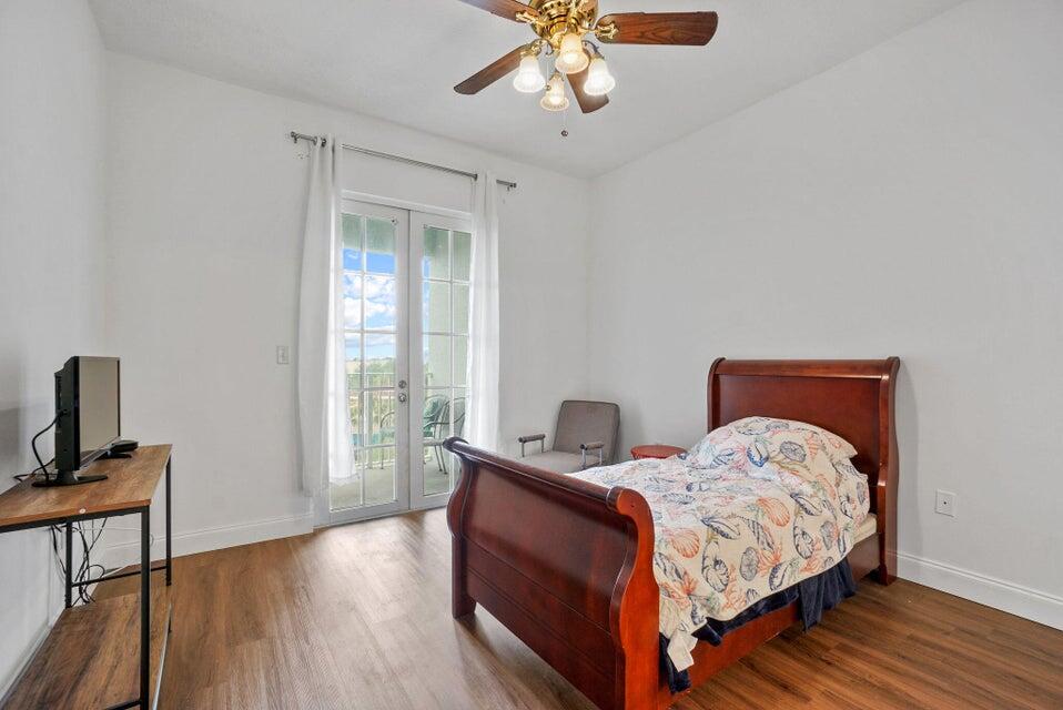 1200 Town Center Drive 401