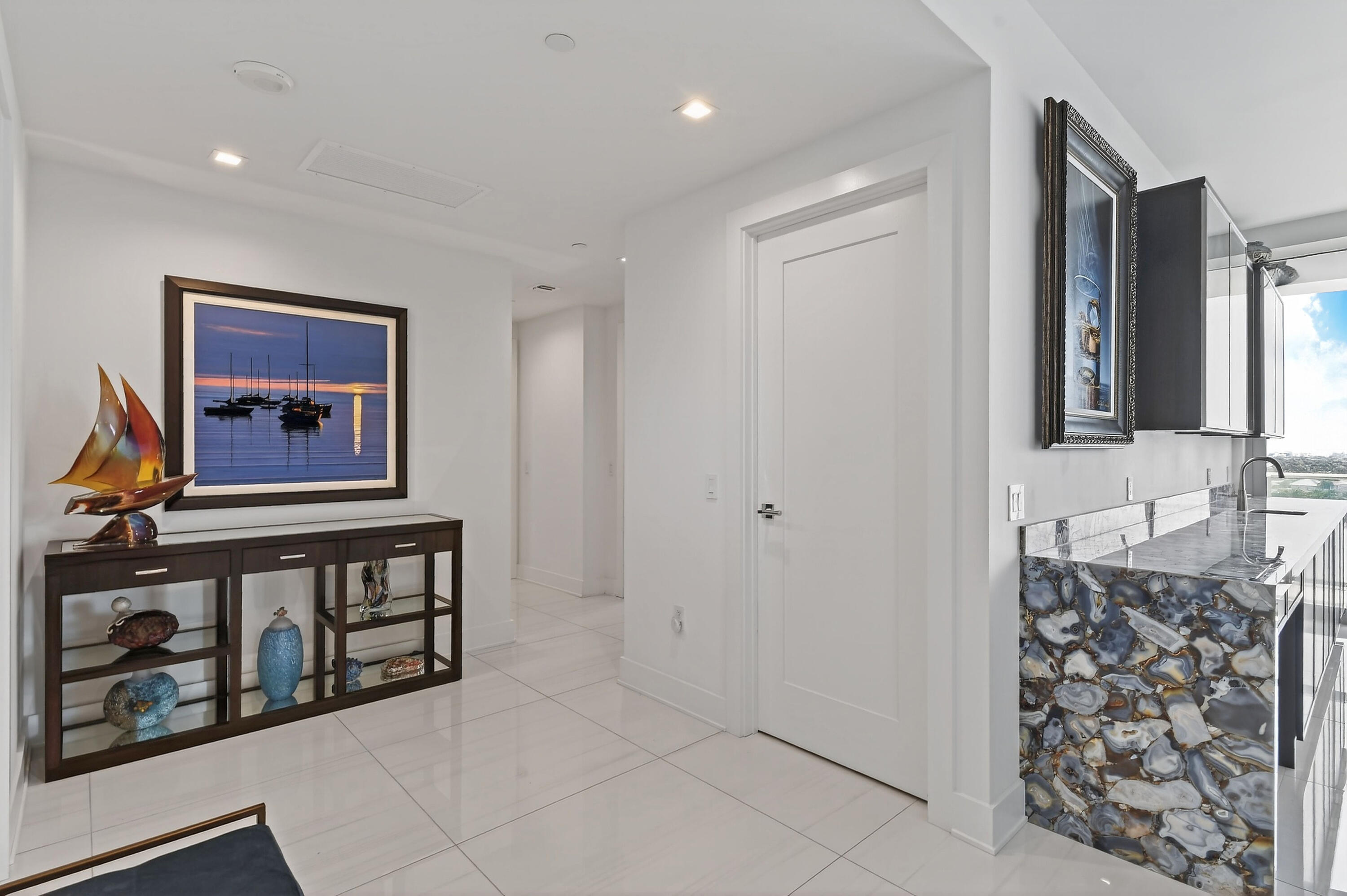 5000 N Ocean Drive 1001