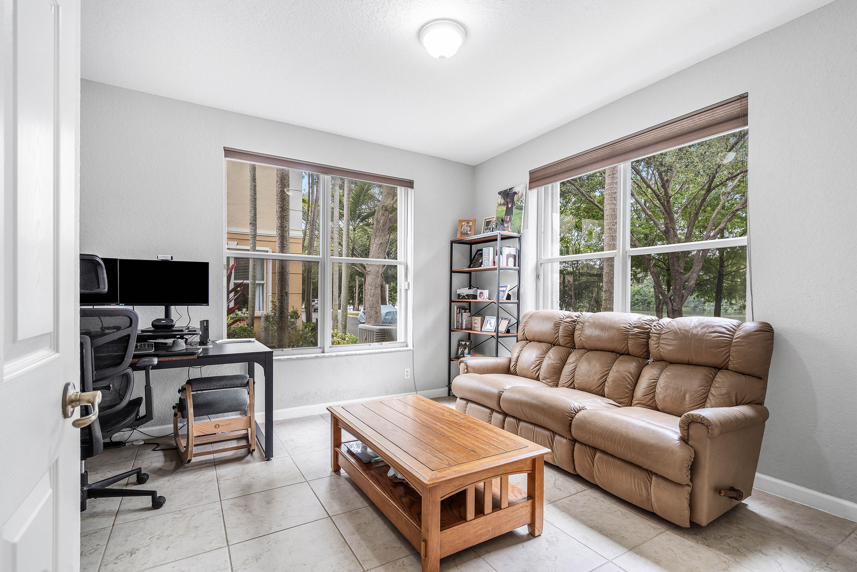 2897 S Greenleaf Circle