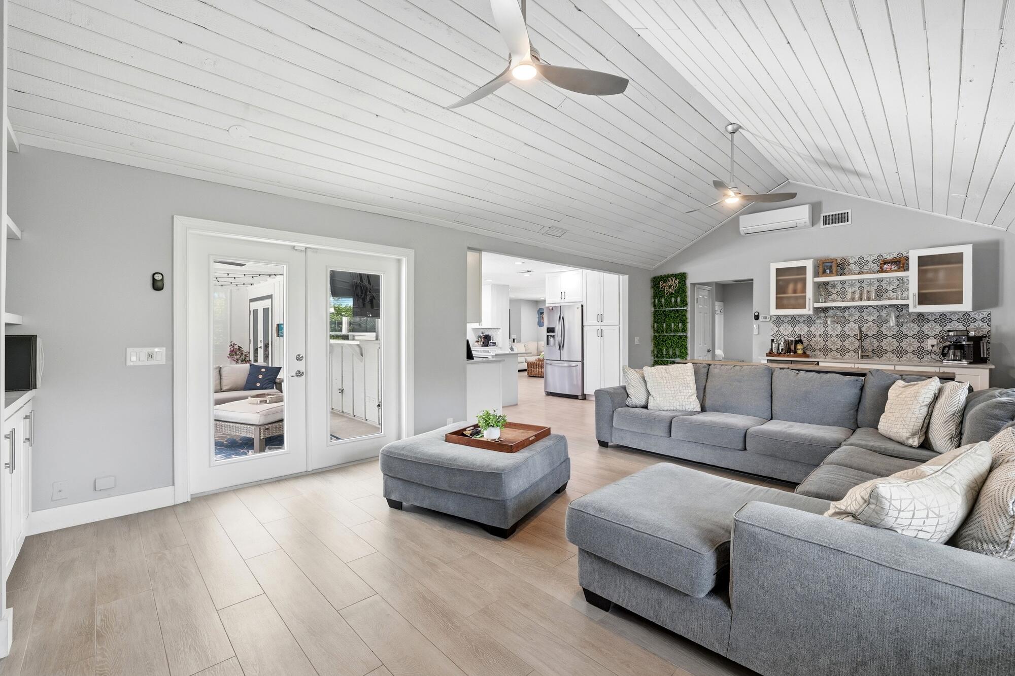 624 Whippoorwill Row