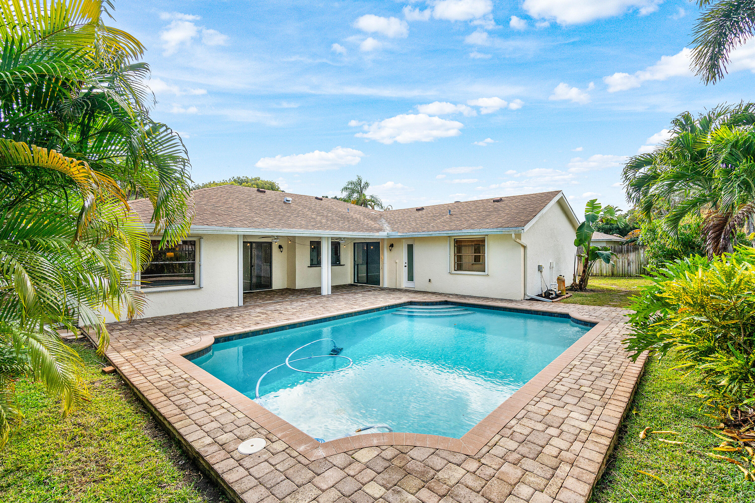 4060 Birchwood Drive