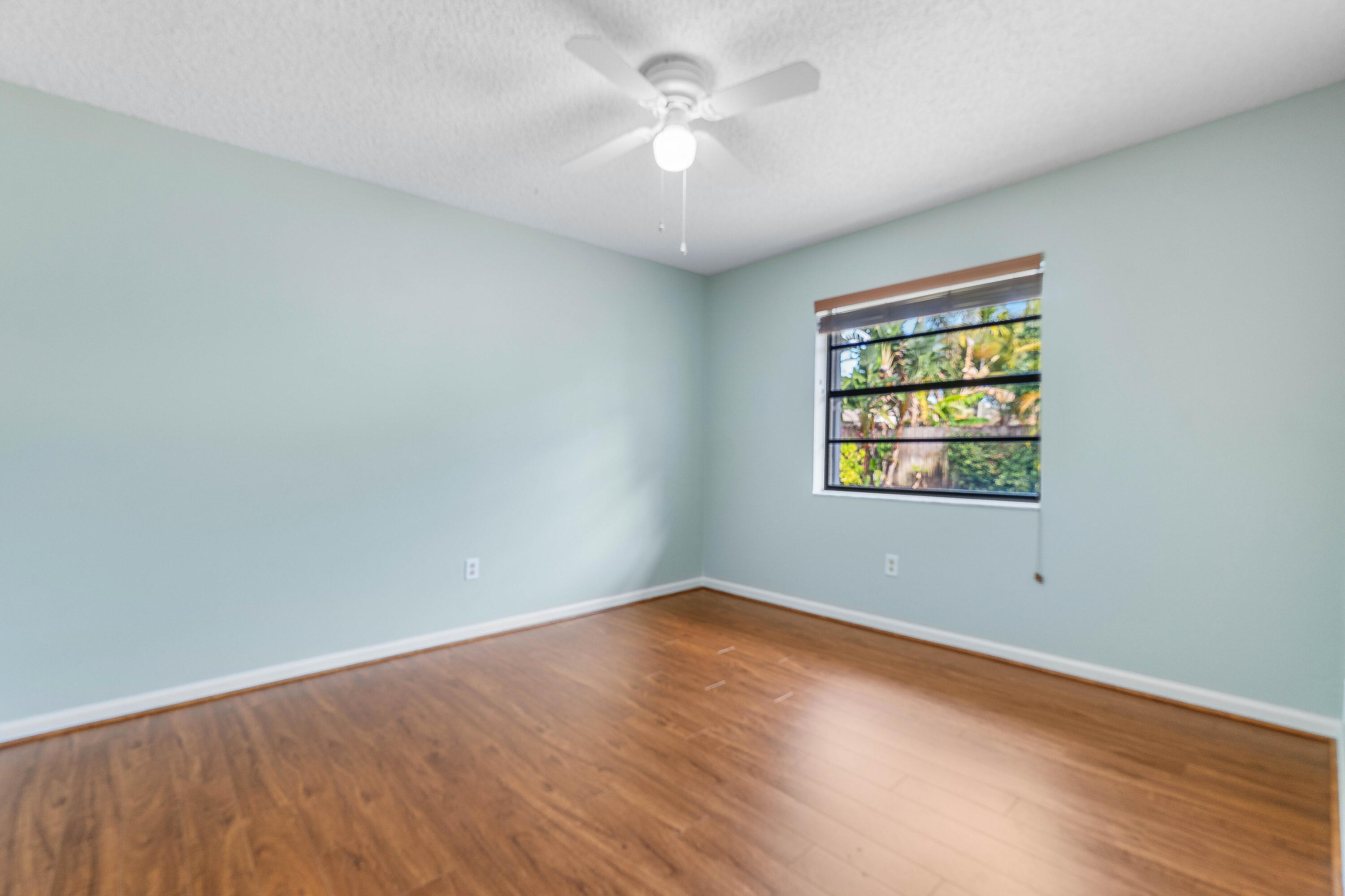 4060 Birchwood Drive