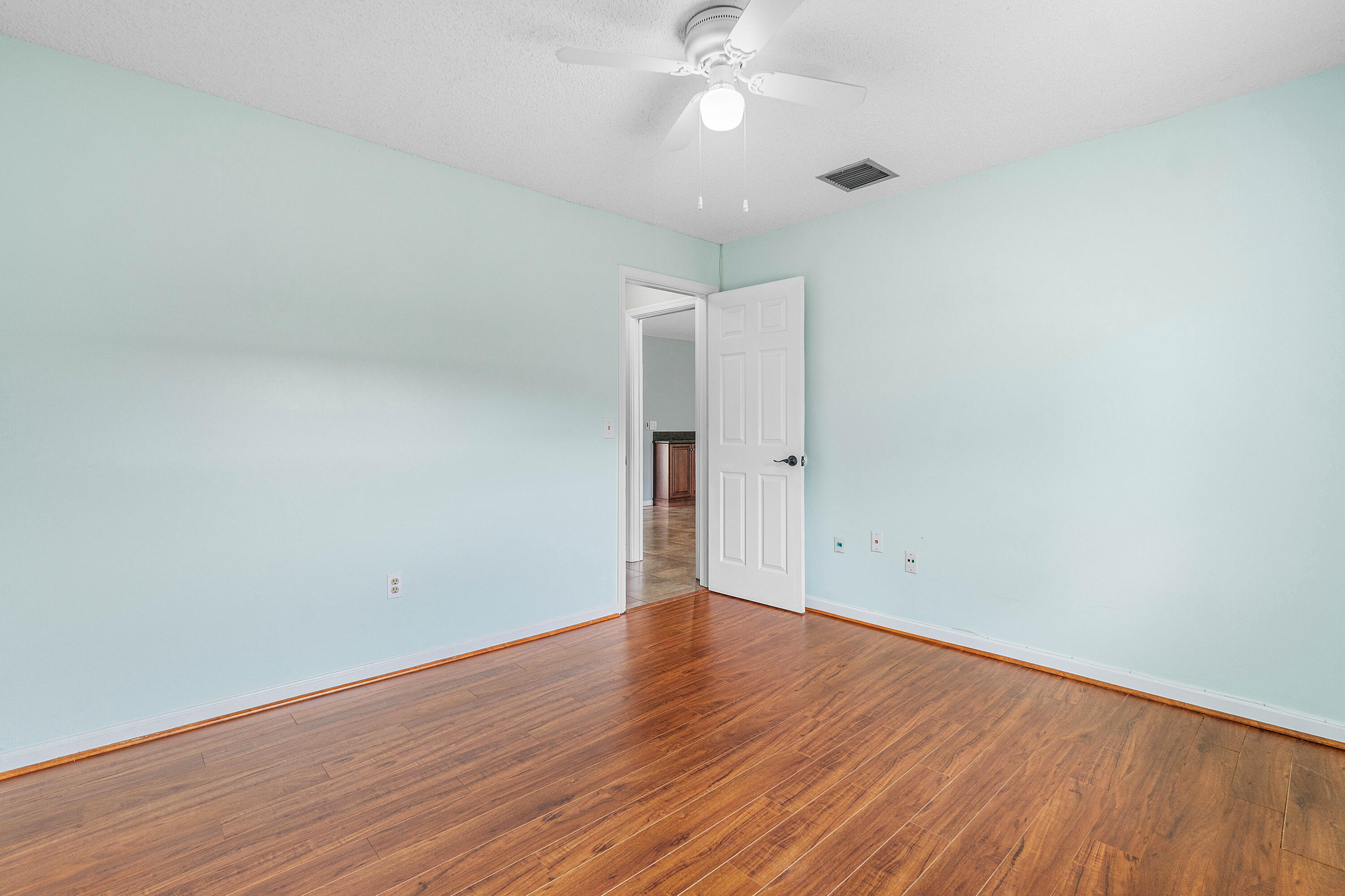 4060 Birchwood Drive