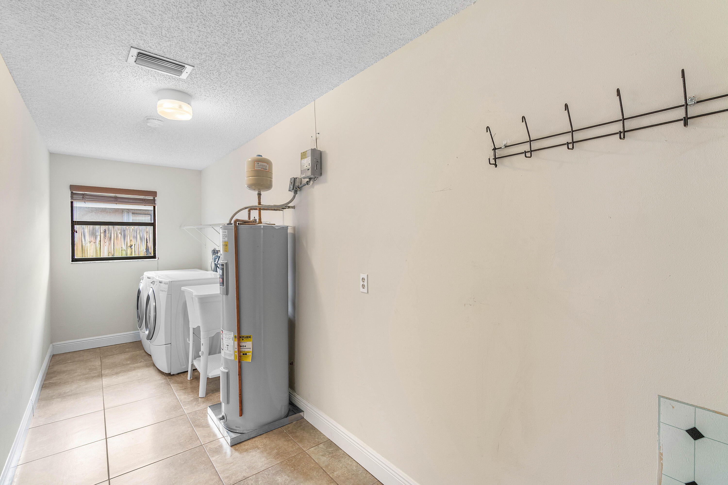 4060 Birchwood Drive