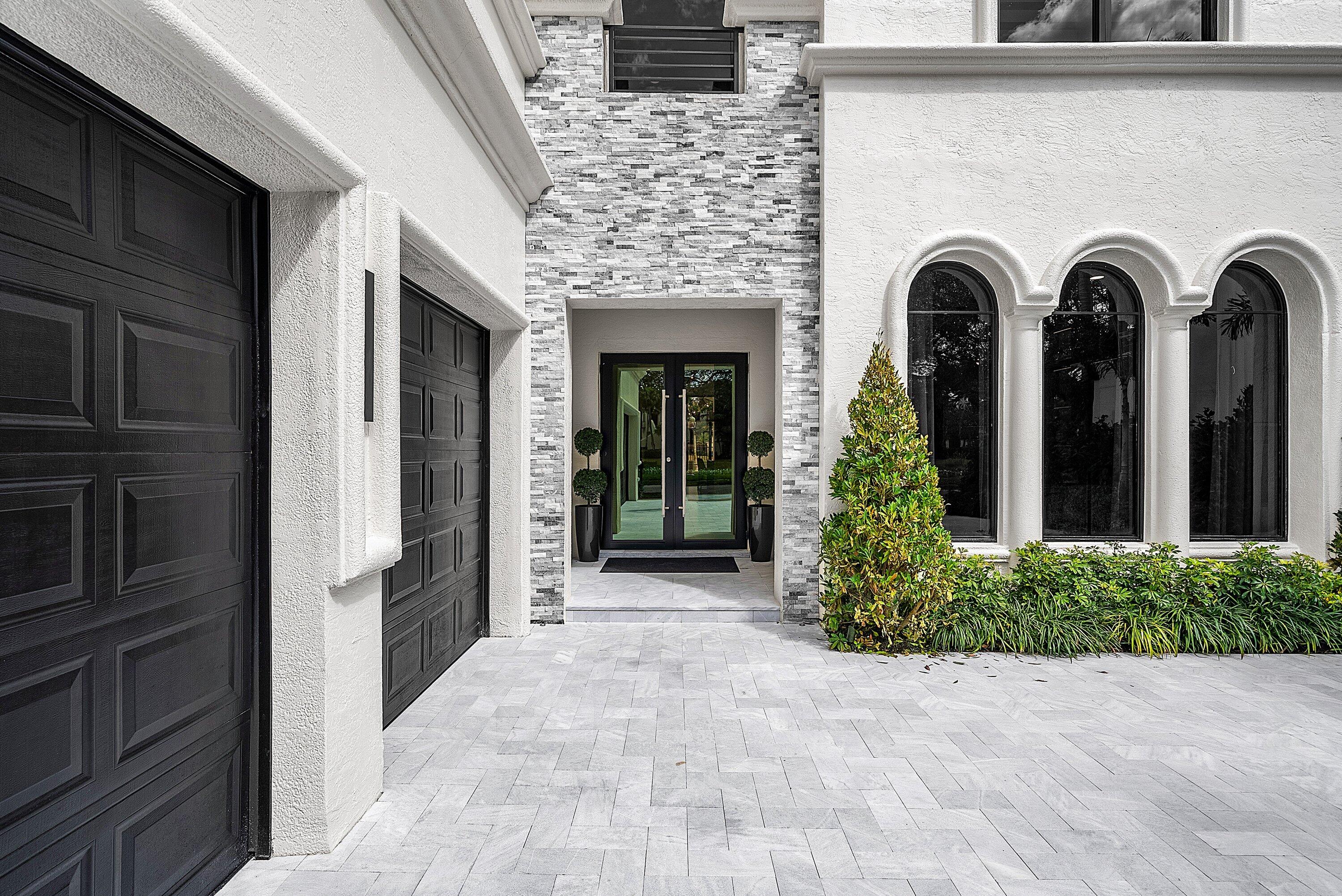 17760 Villa Club Way