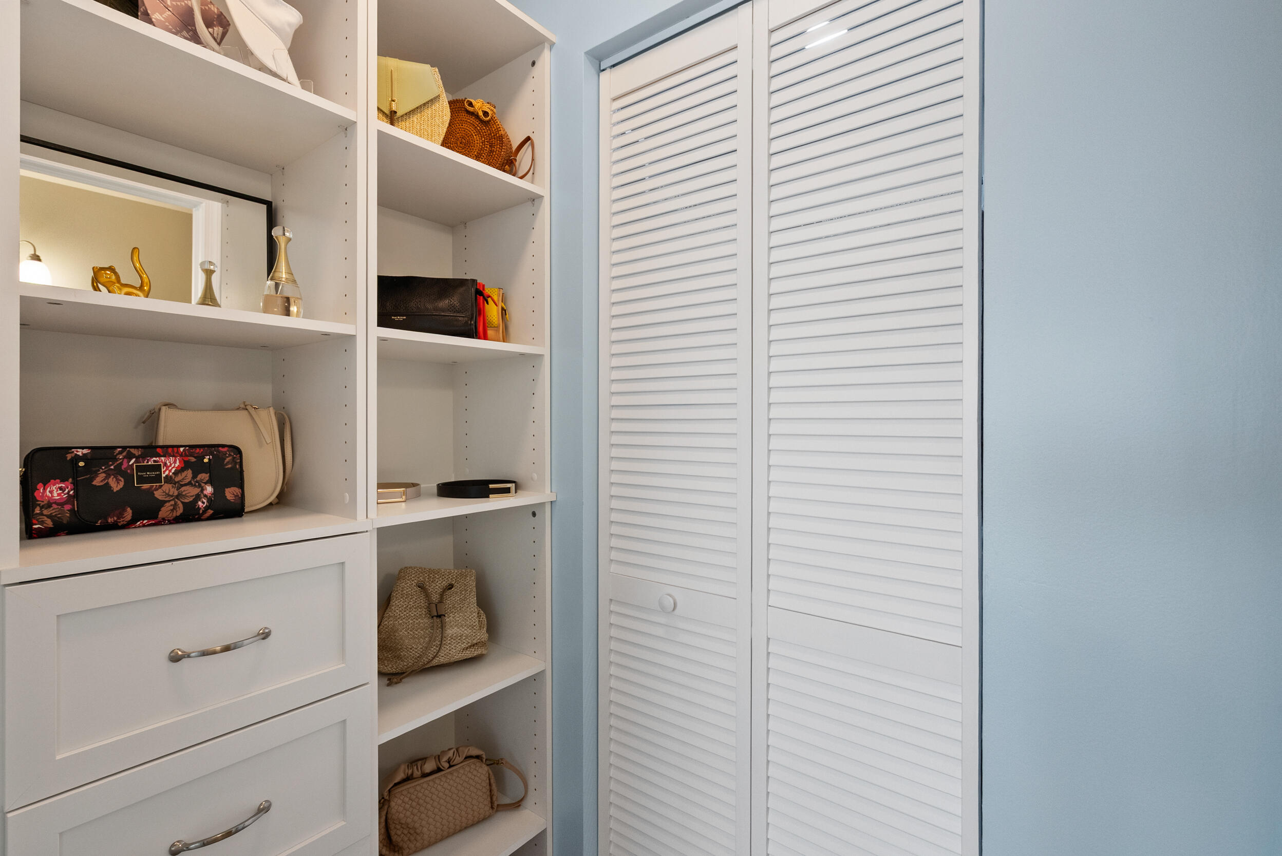 6940 SE Constitution Boulevard 206