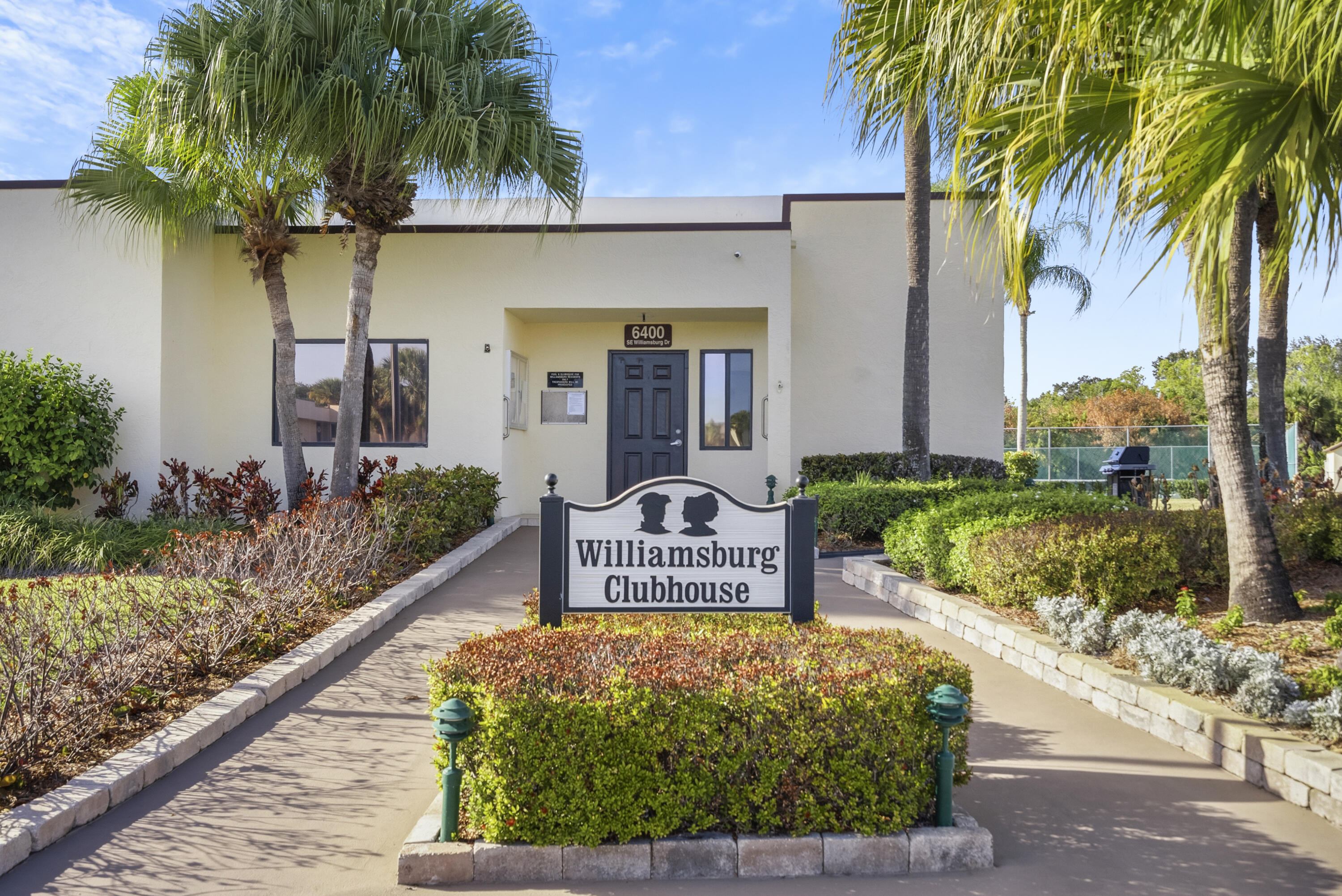 6940 SE Constitution Boulevard 206