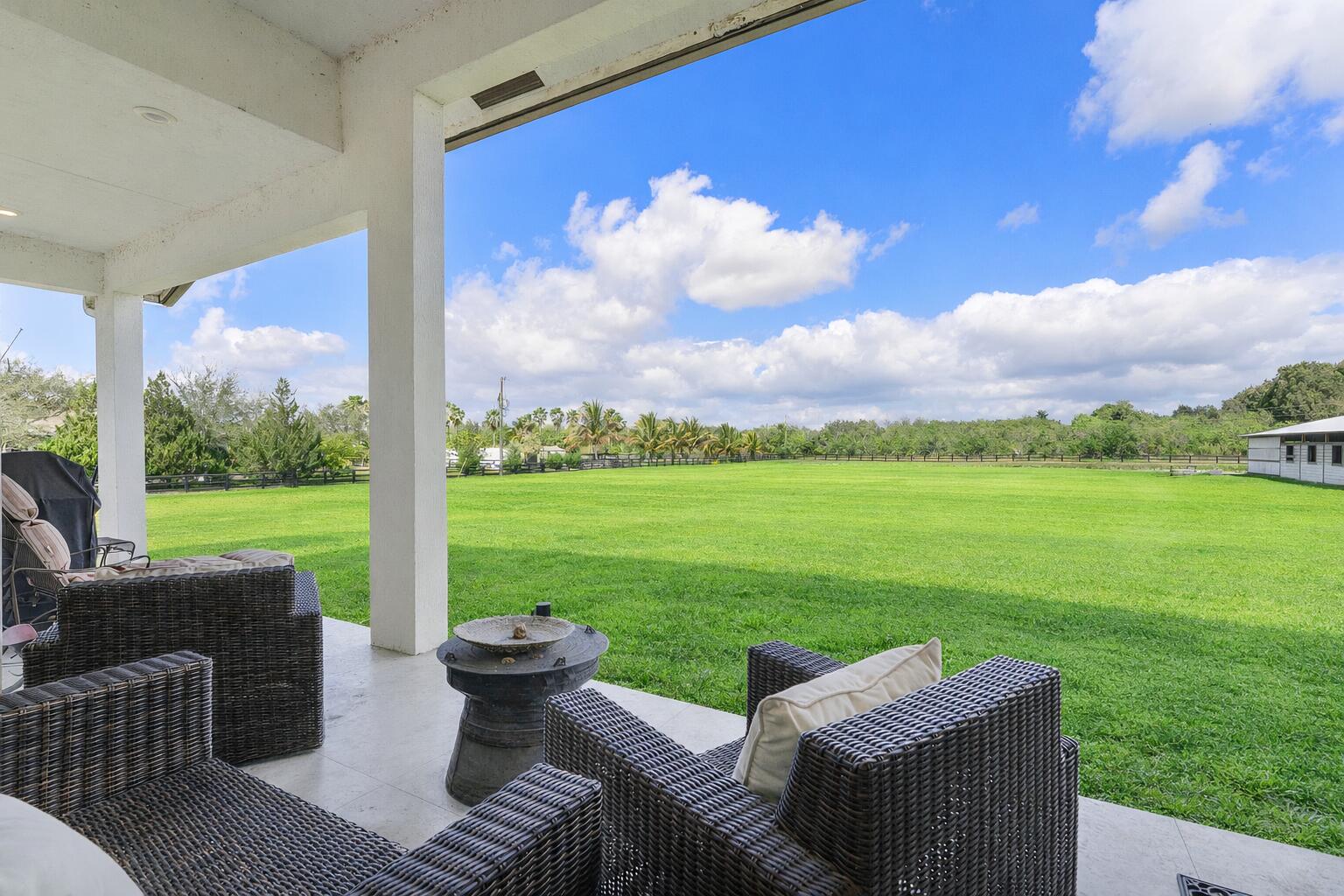 19921 Skyhawk Lane, The Acreage