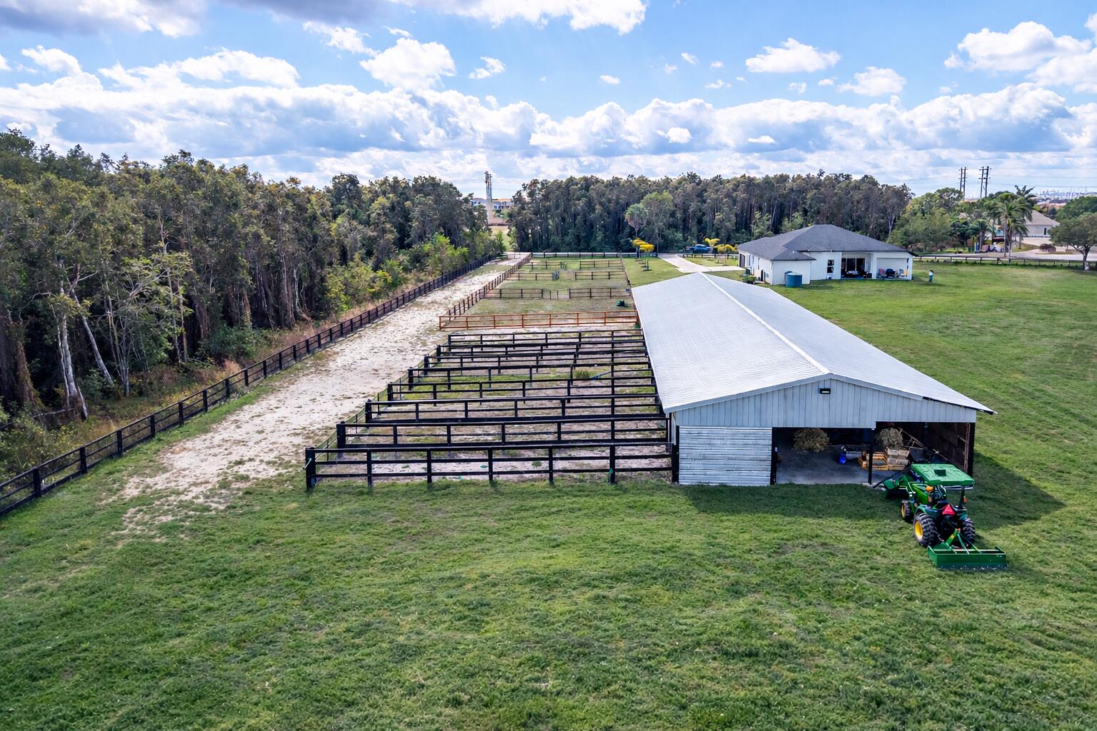 19921 Skyhawk Lane, The Acreage