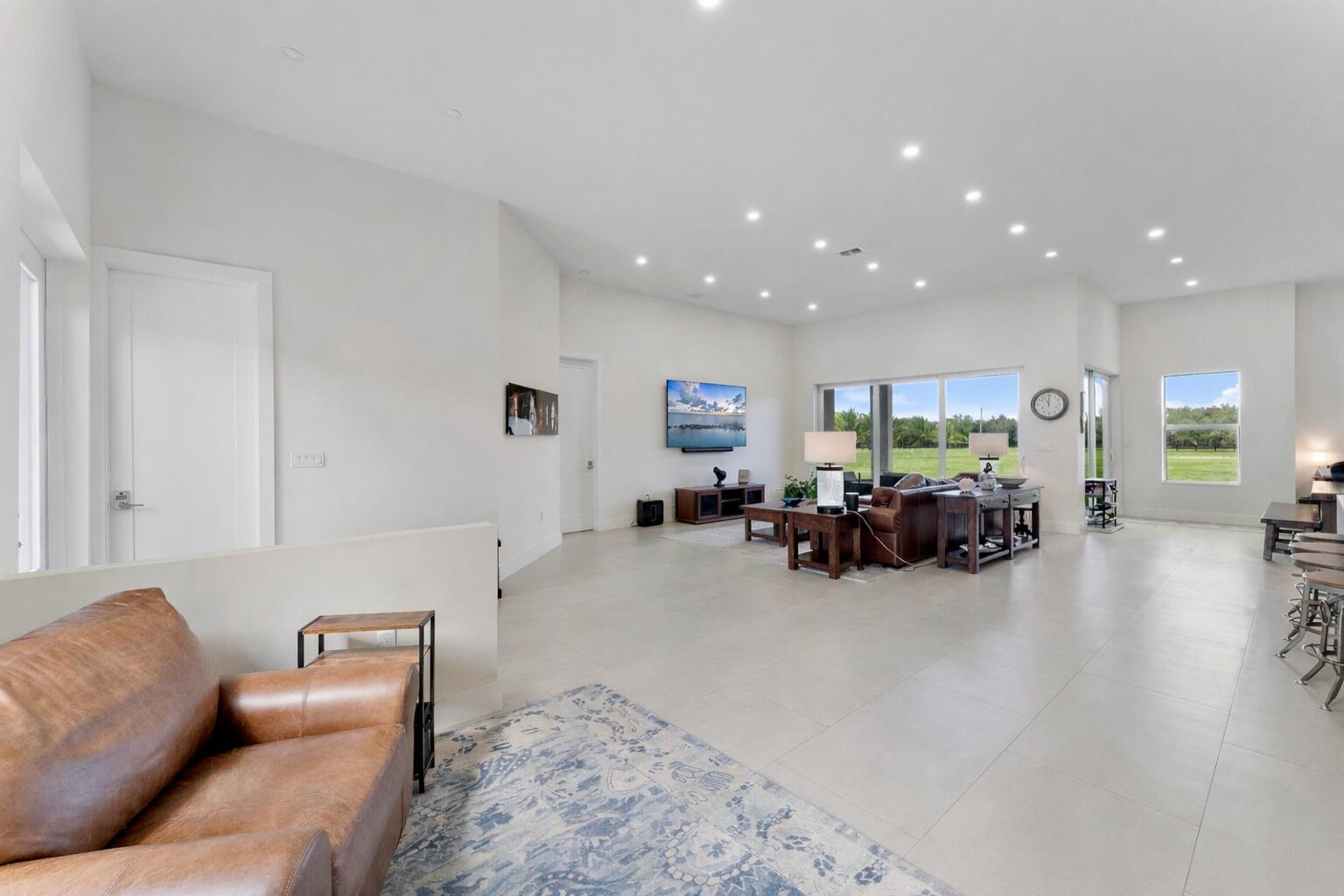 19921 Skyhawk Lane, The Acreage