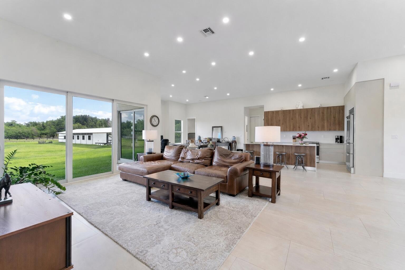 19921 Skyhawk Lane, The Acreage